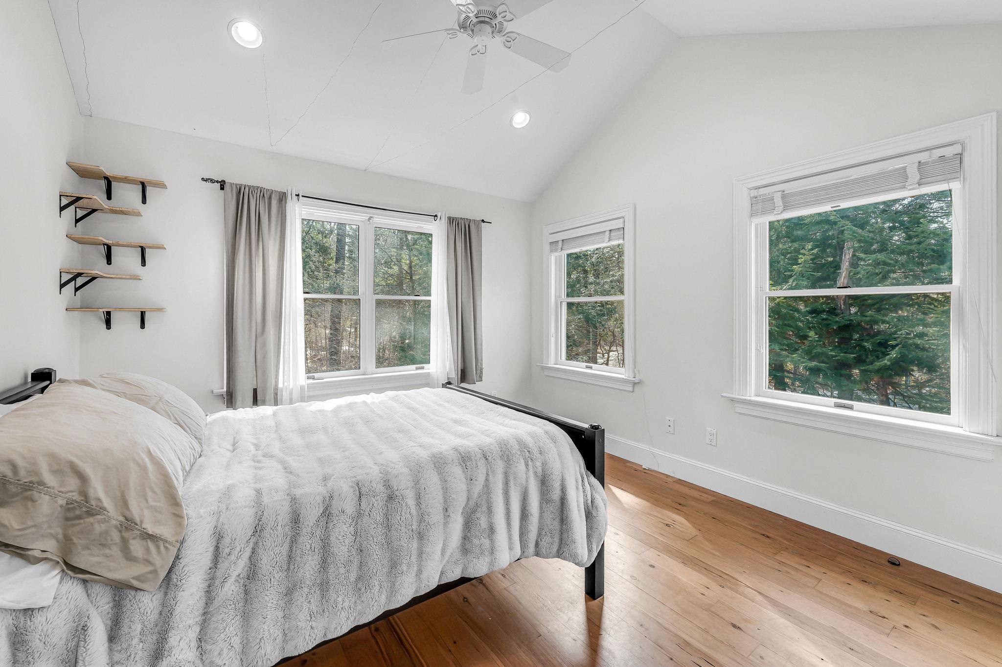 556 Saw Mill Road Property Photo 17