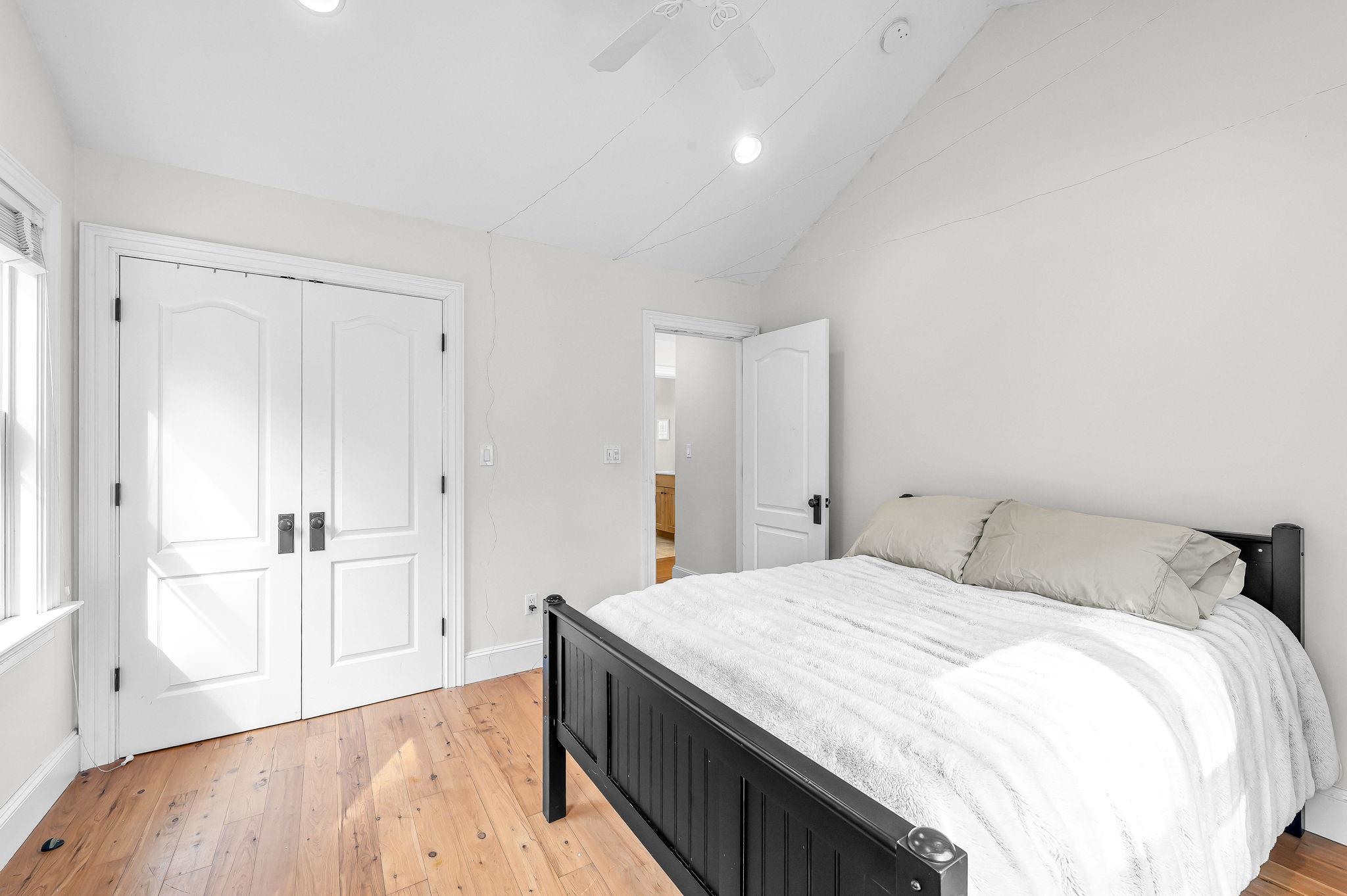 556 Saw Mill Road Property Photo 18