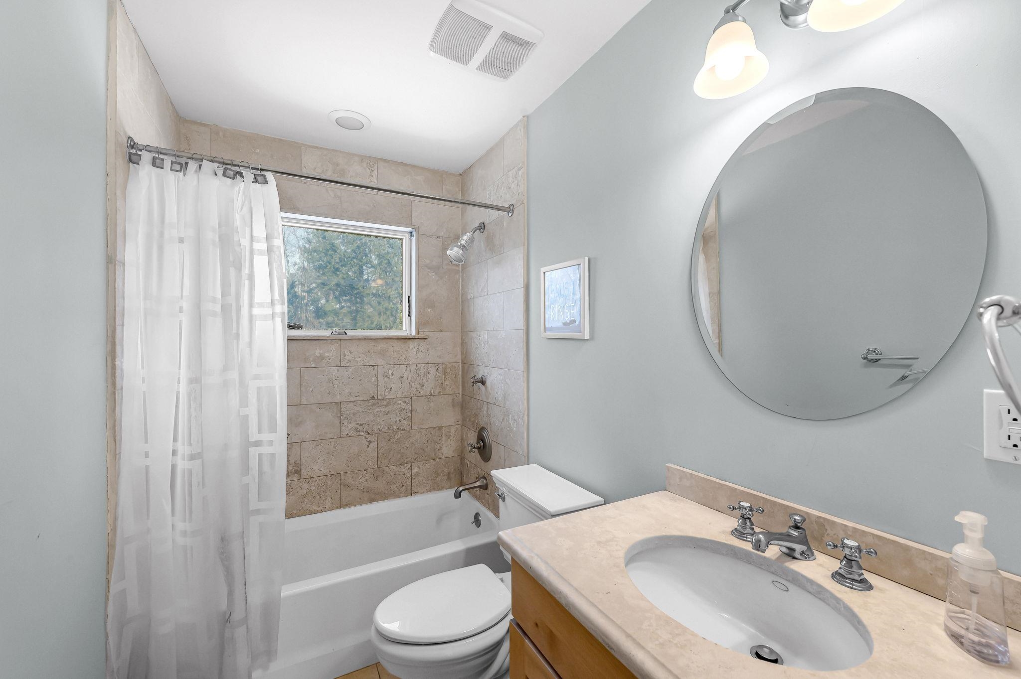 556 Saw Mill Road Property Photo 20