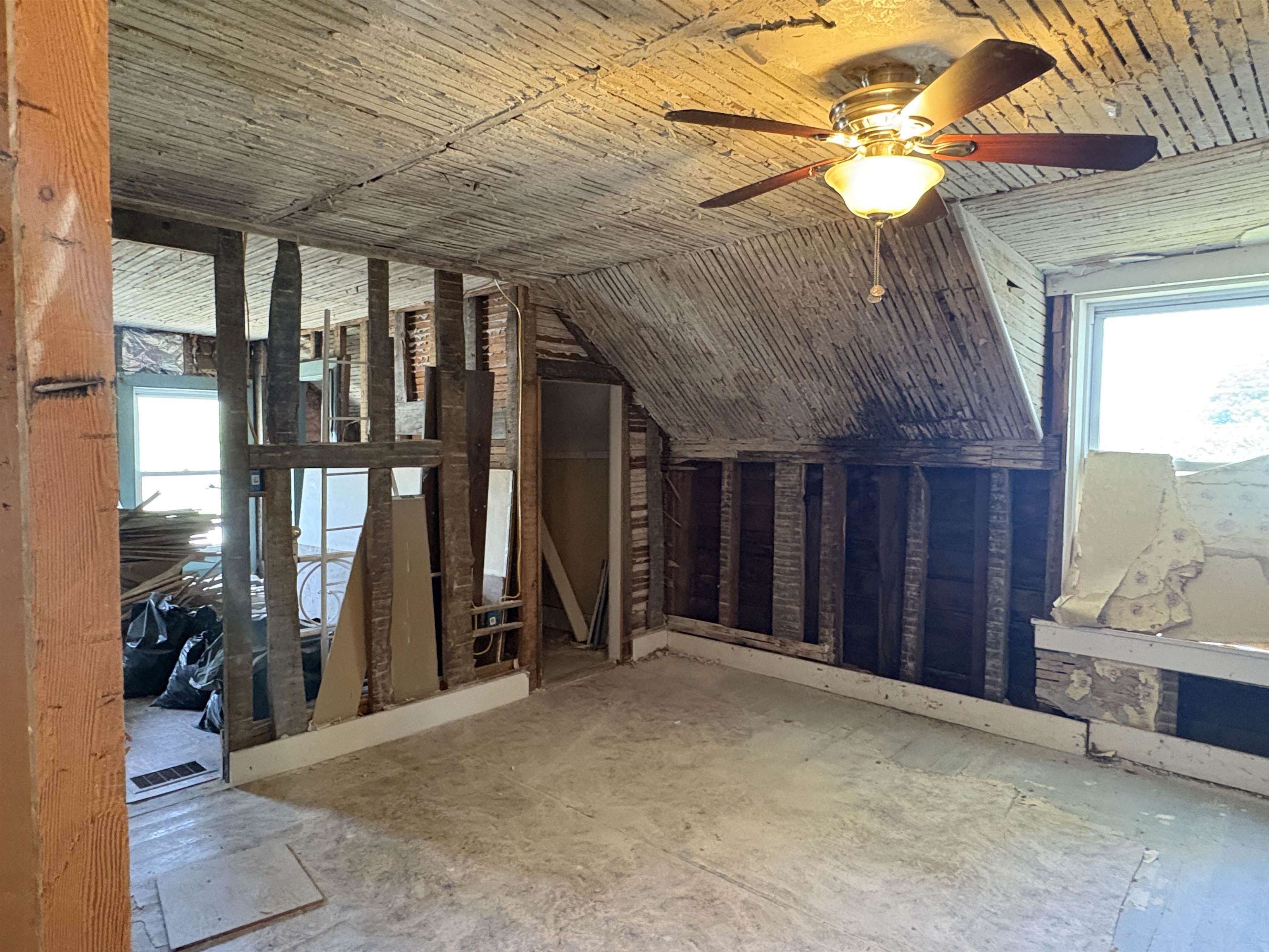 91 Allen Road Property Photo 28