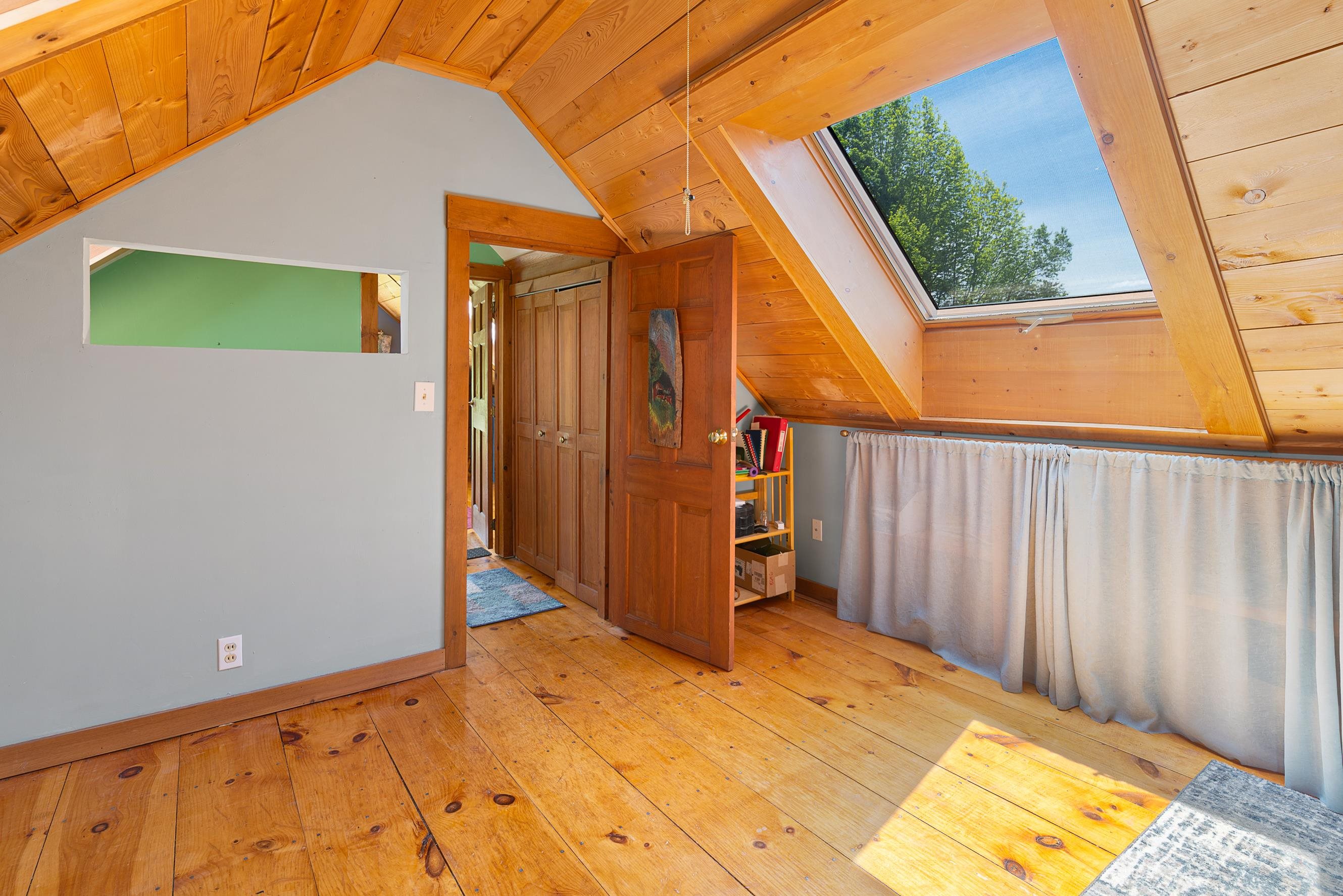 1078 Brook Road Property Photo 32