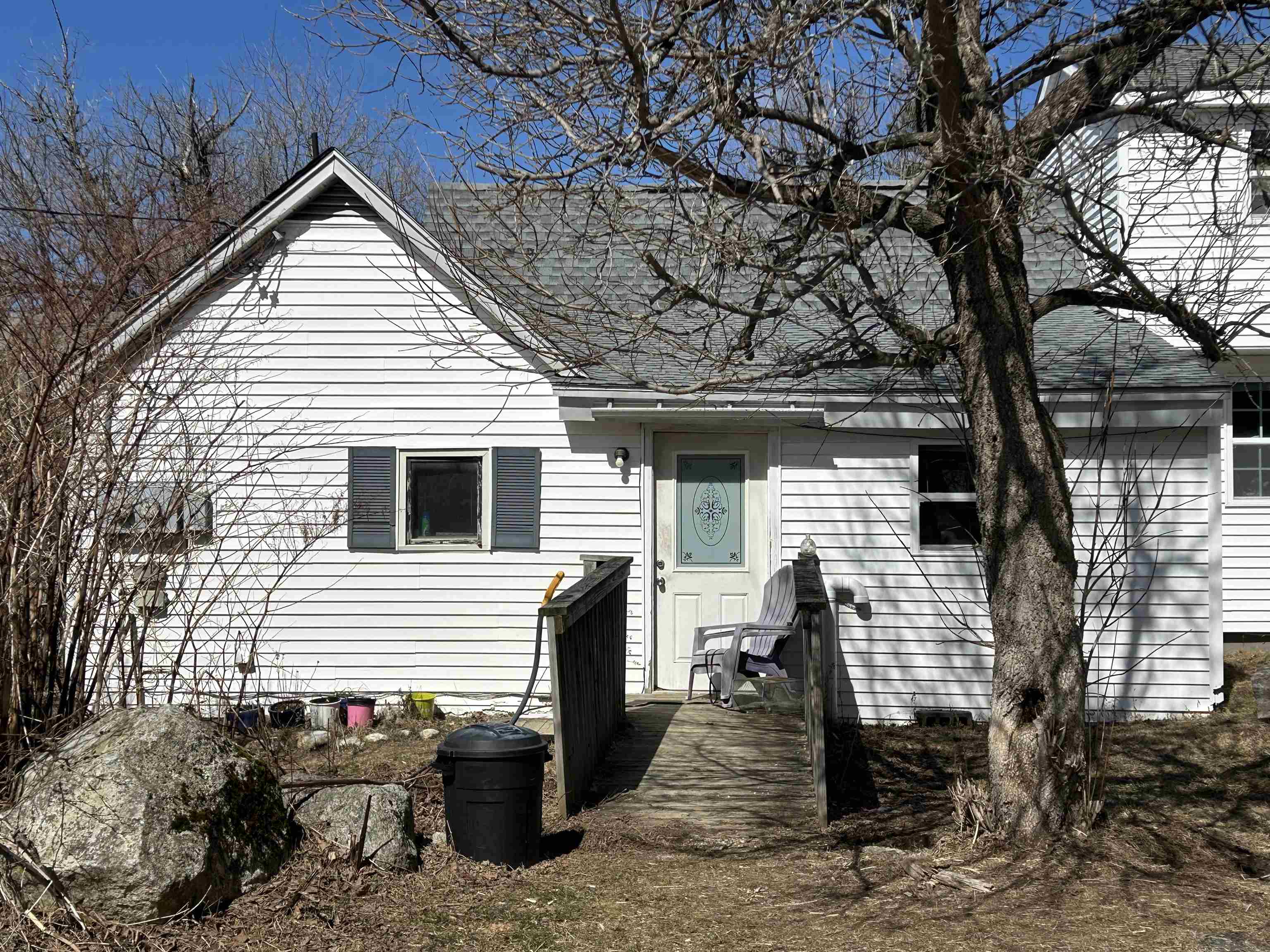 71 Library Road Property Photo 4