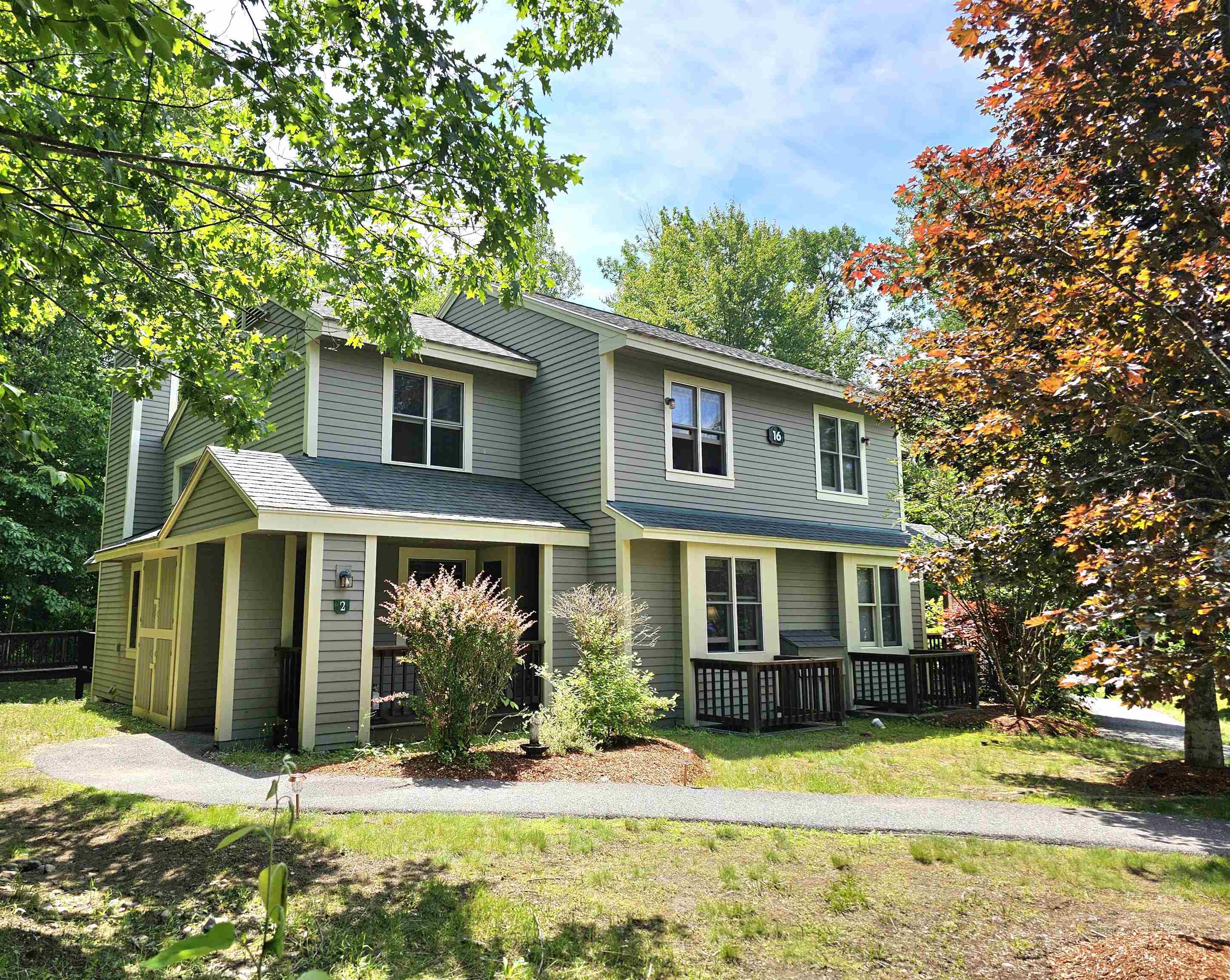 16 Hillside Circle Property Photo 1