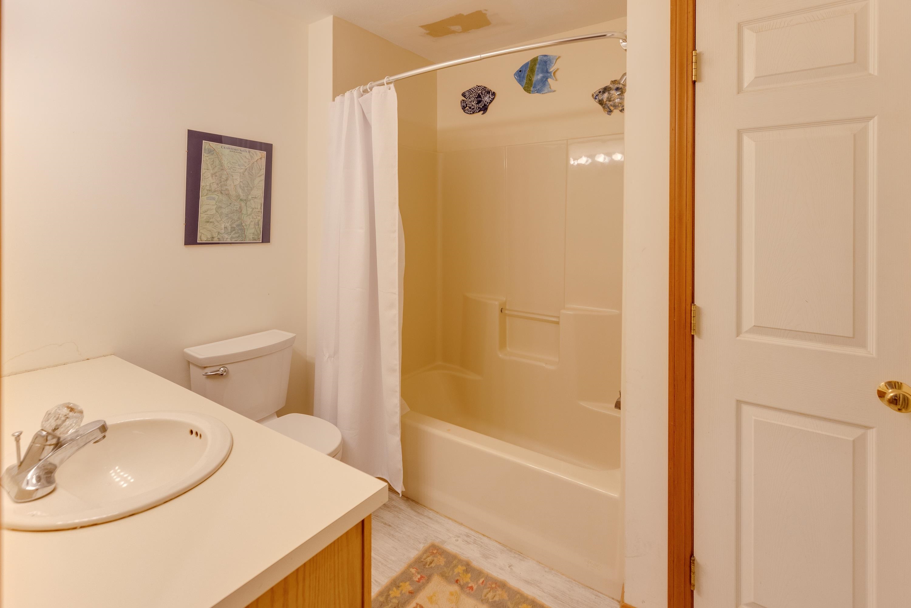 16 Hillside Circle Property Photo 17