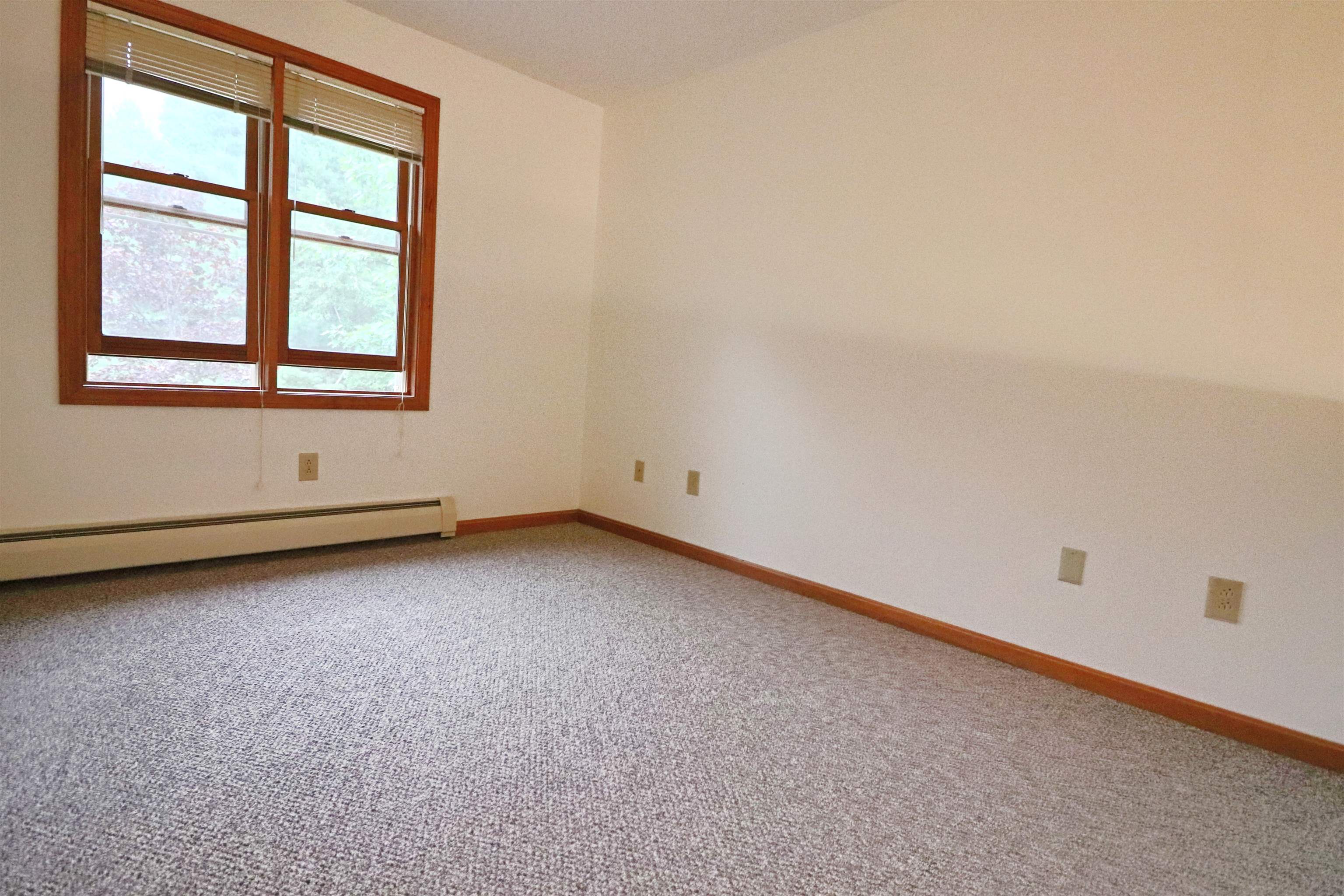 16 Hillside Circle Property Photo 19