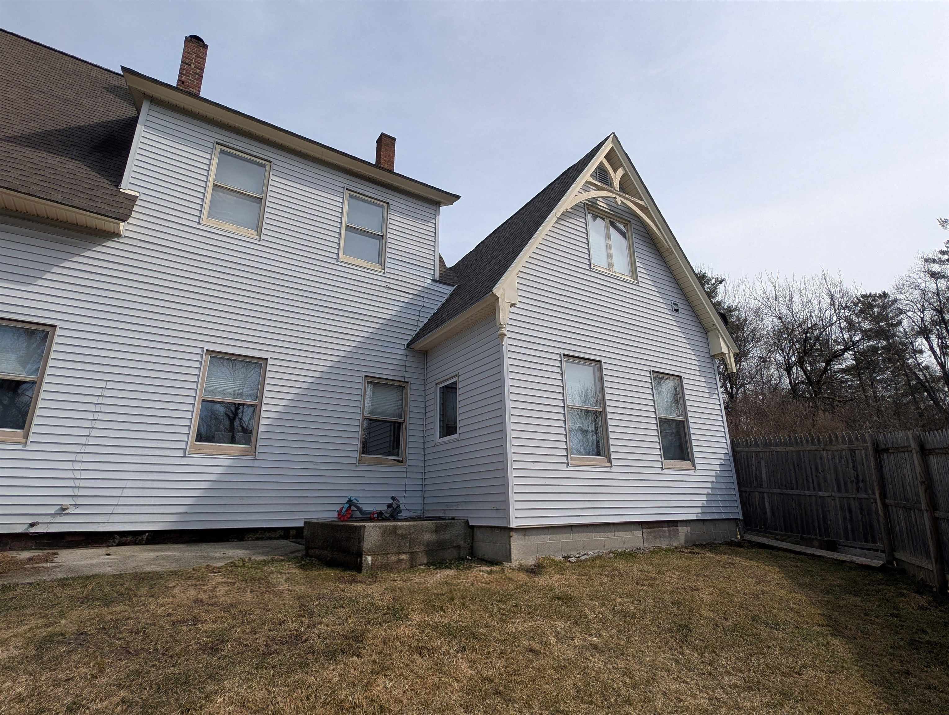 48 Grove Street Property Photo 4