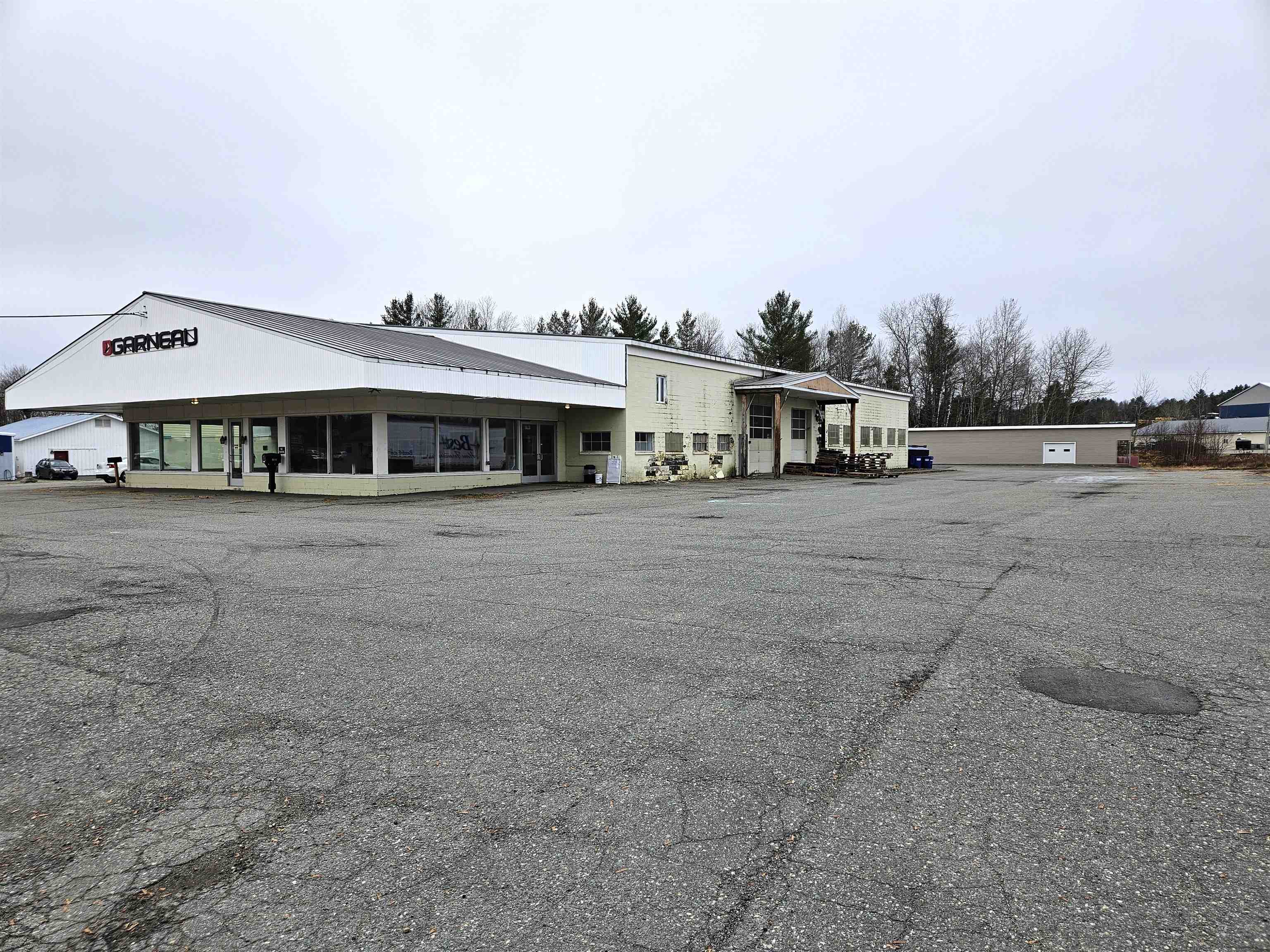 5016 Us Route 5 Property Photo 3