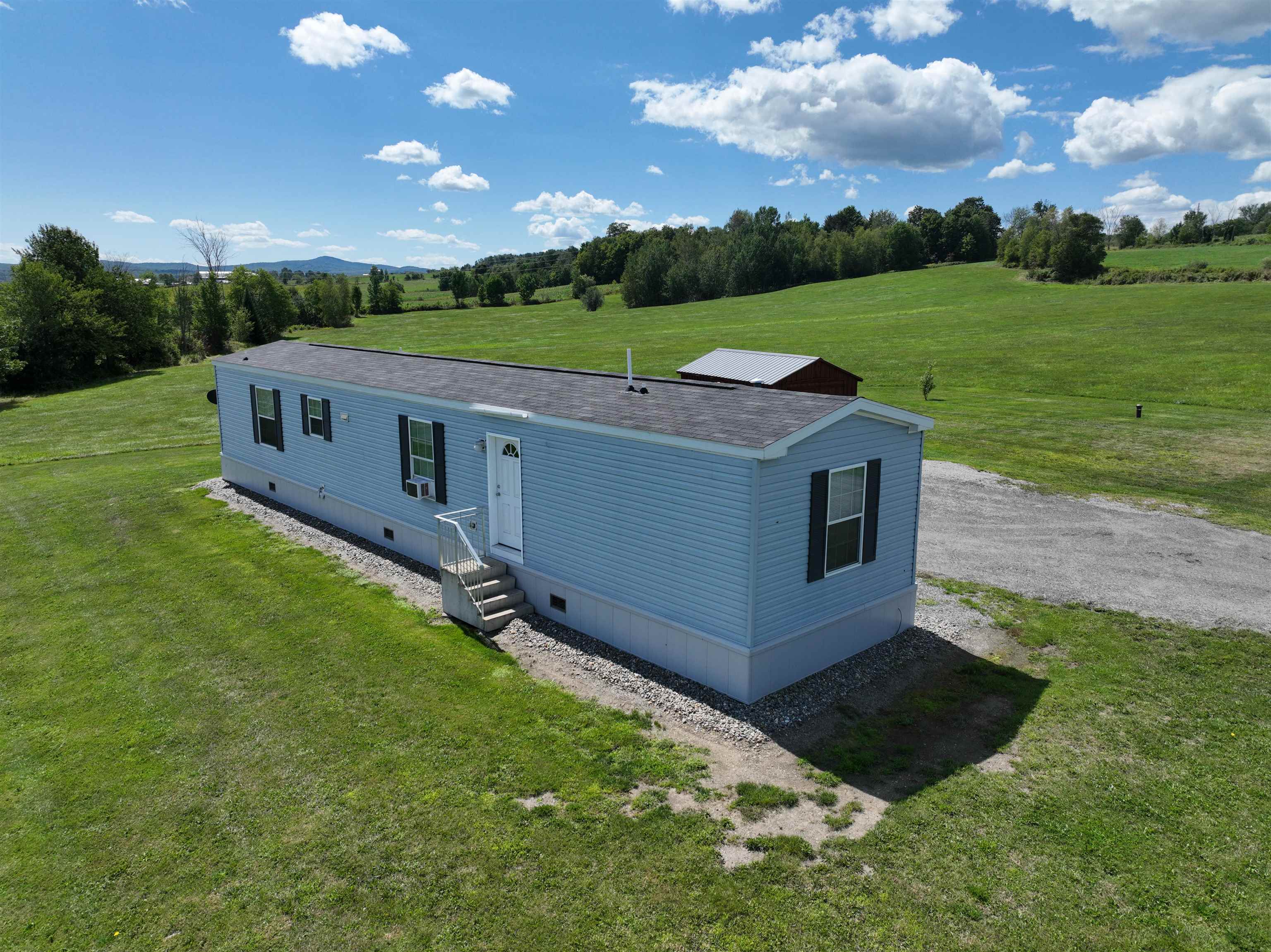1501 Searles Road Property Photo 24