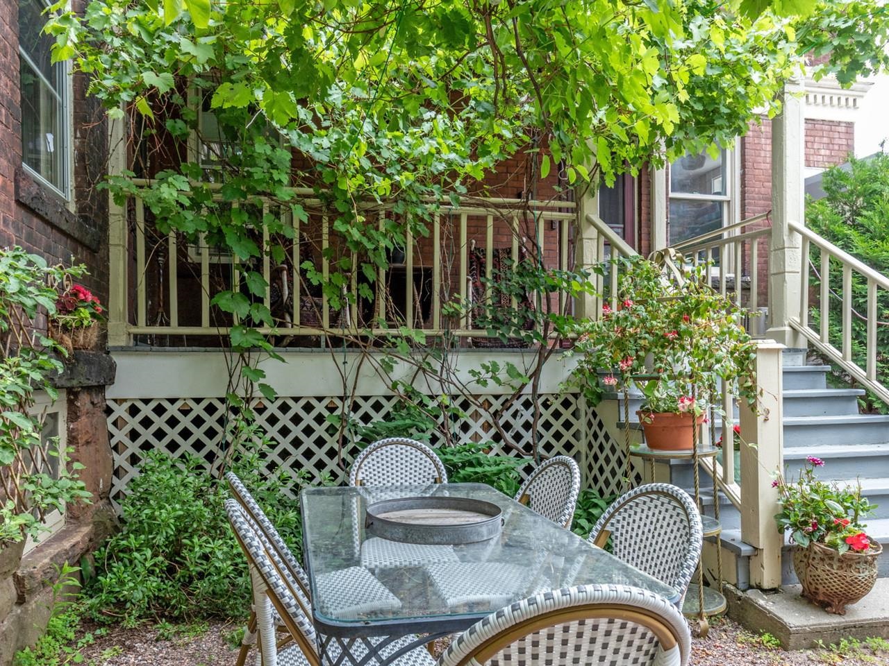 25 Buell Street Property Photo 3