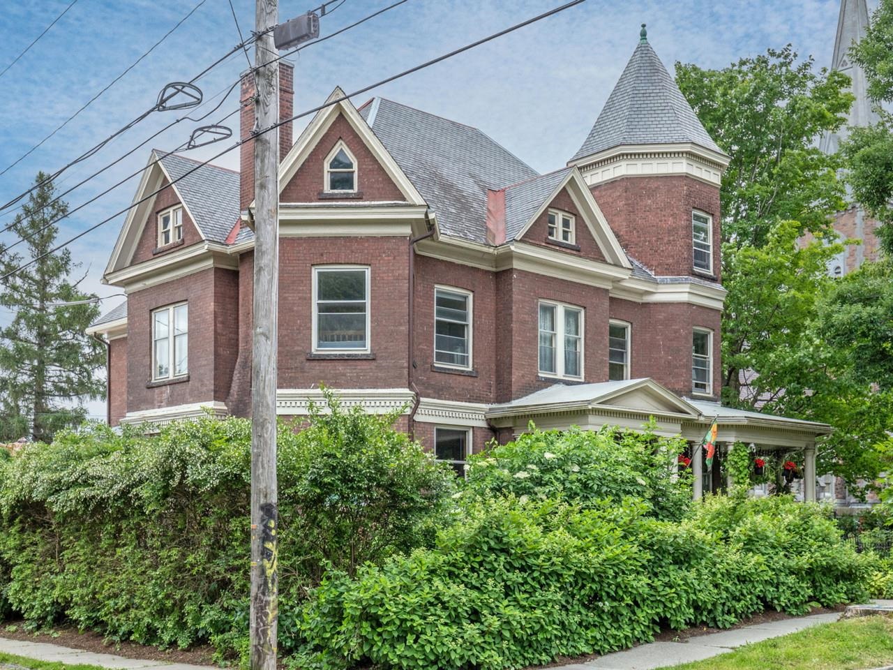 25 Buell Street Property Photo 60
