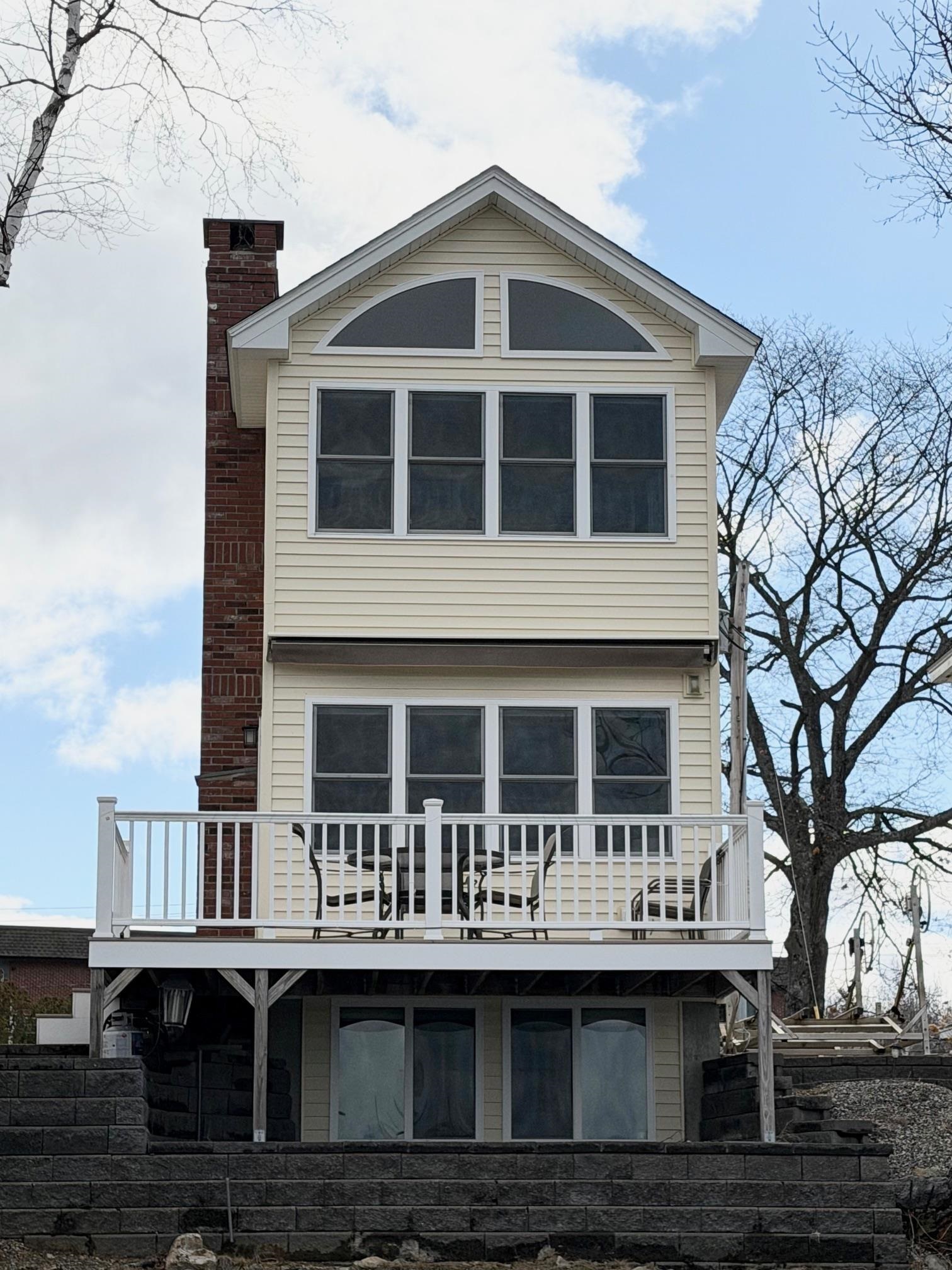 144 Lake Street Property Photo 4