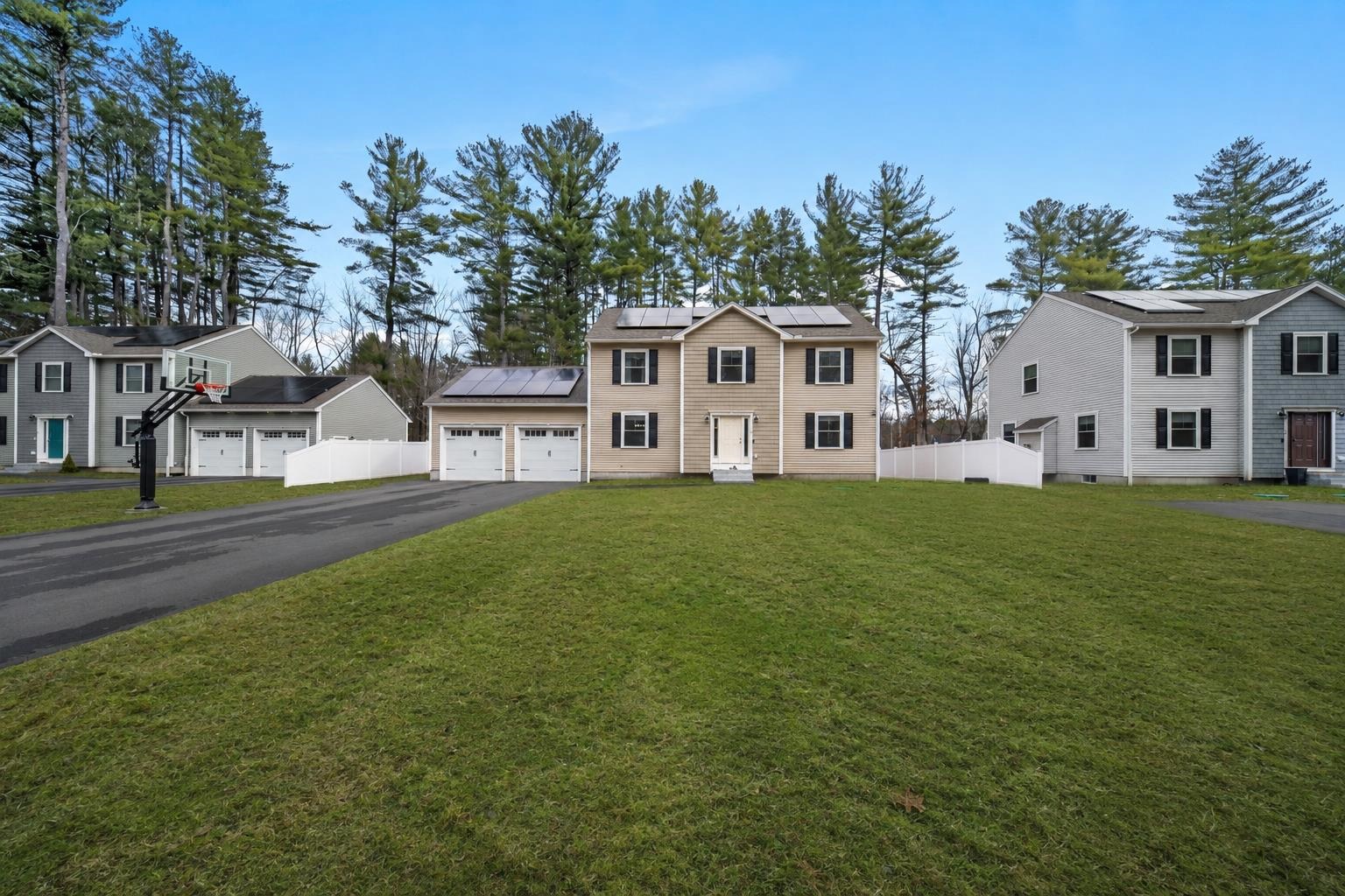 4 Lorelai Way Property Photo 1
