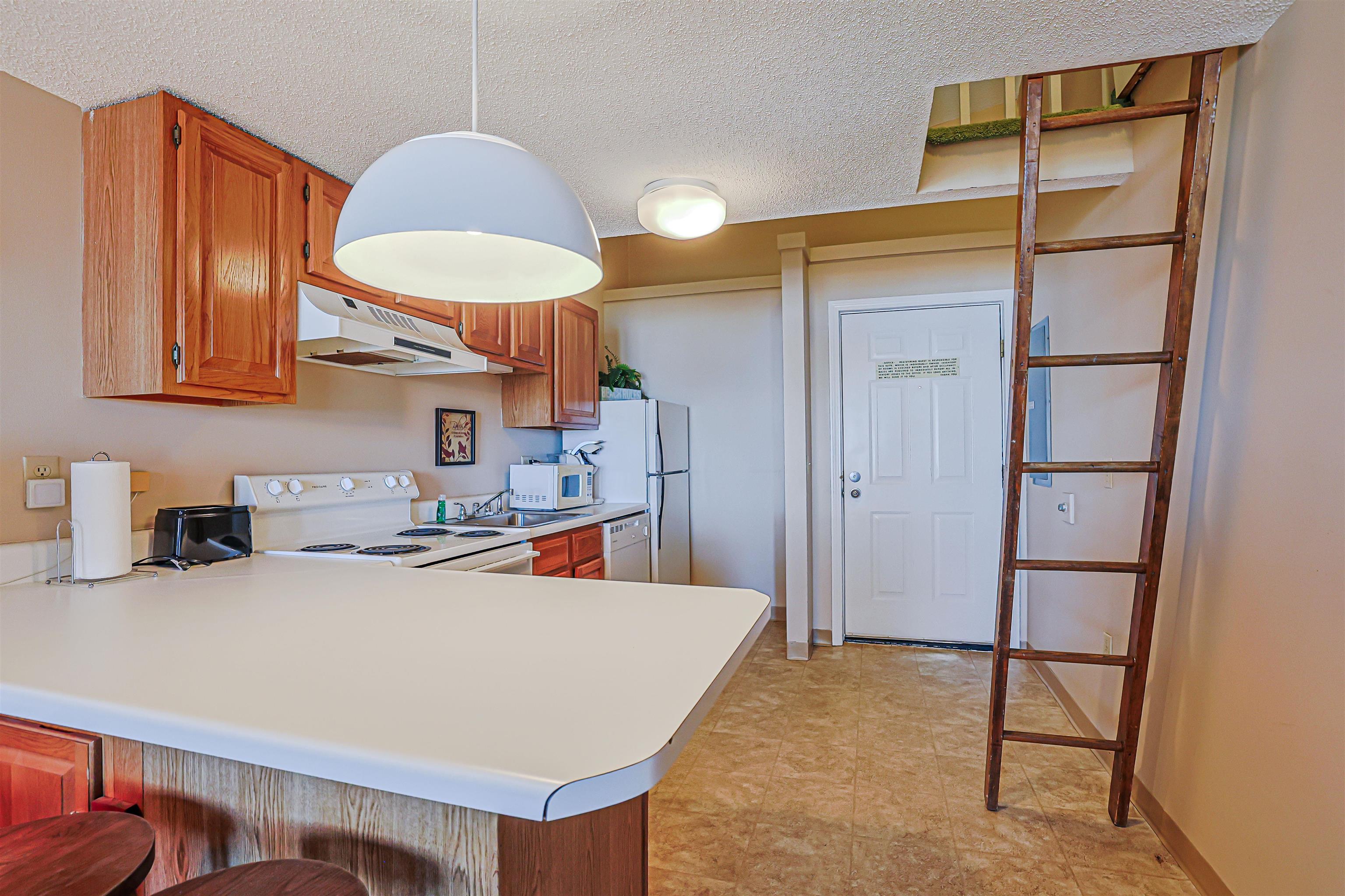 115 Weirs Road Property Photo 15
