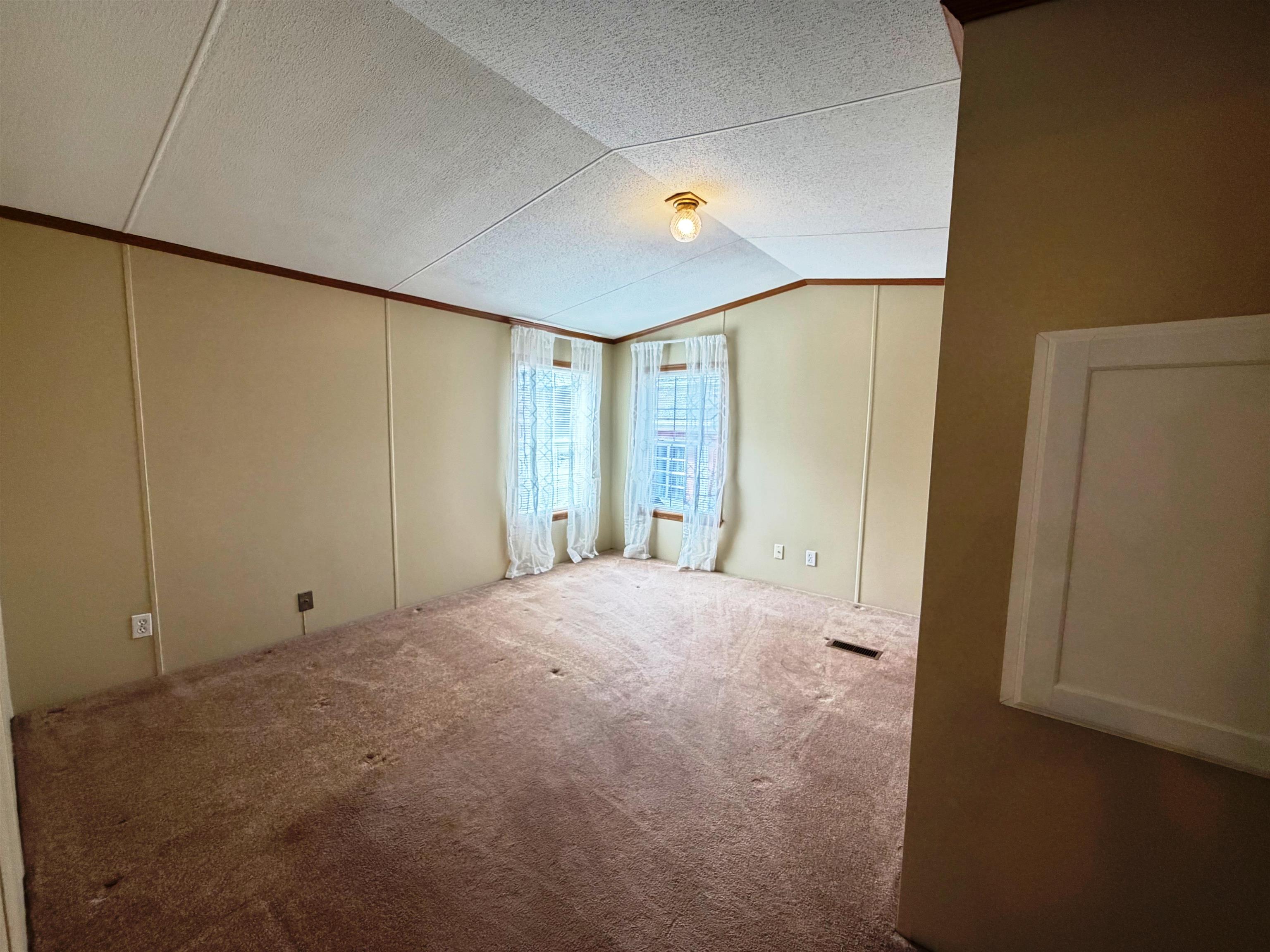 6 Hilltop Manor Mobile Home Park Property Photo 23