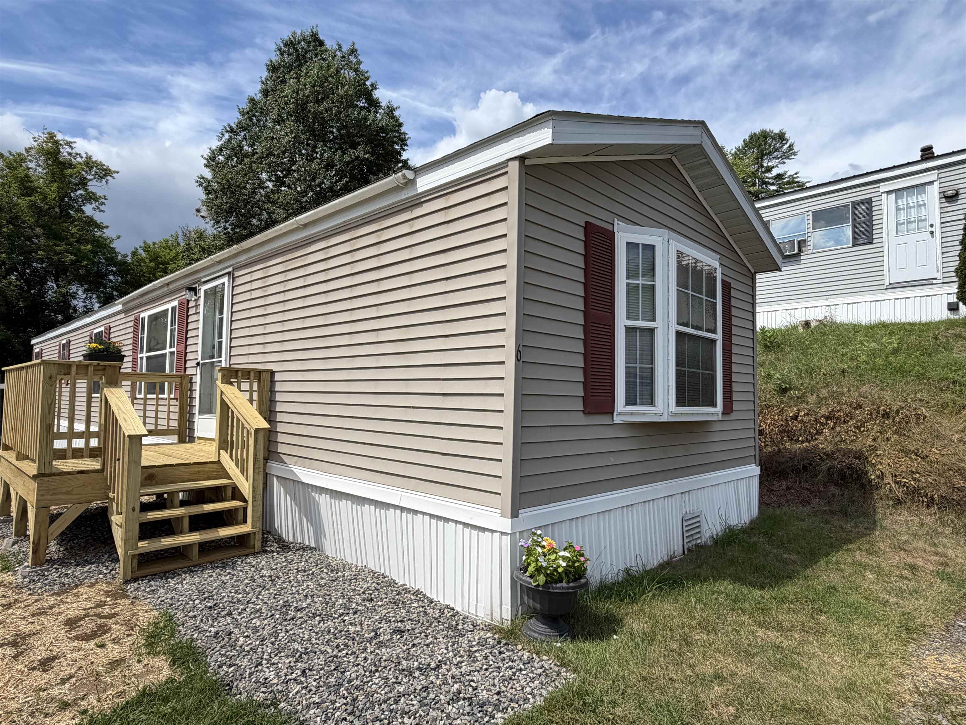 6 Hilltop Manor Mobile Home Park Property Photo 1