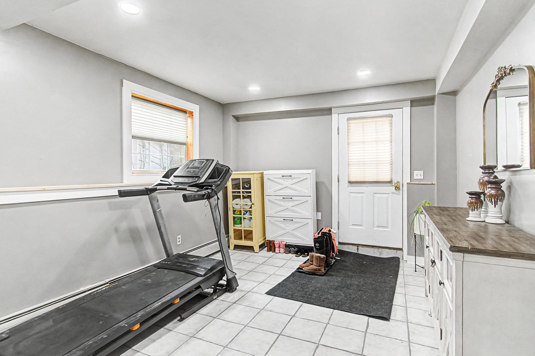 194 Fontaine Drive Property Photo 28