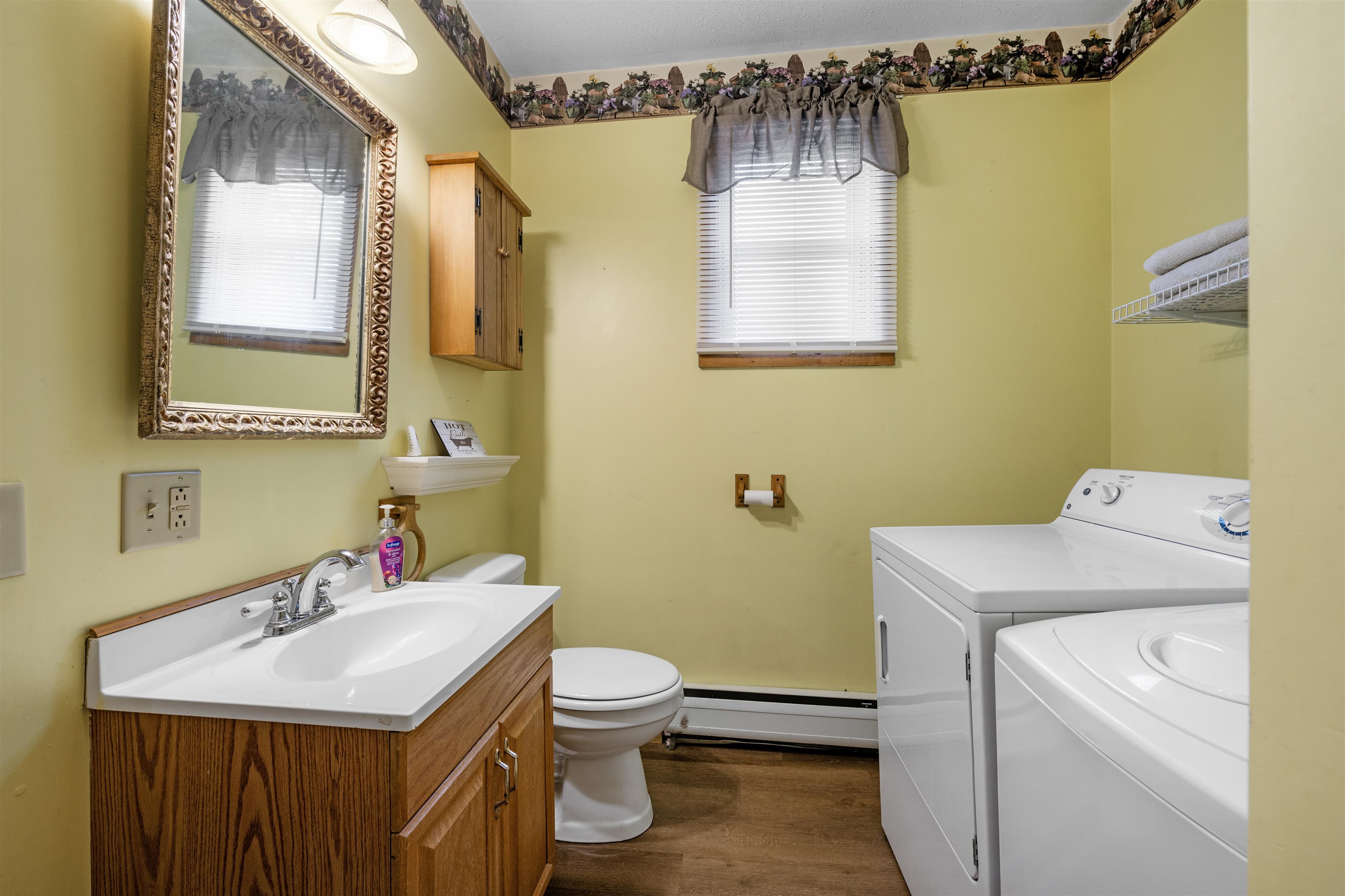 92 Colby Street Property Photo 11
