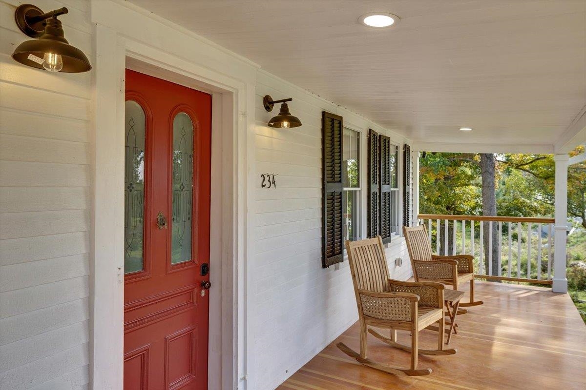 234 East Road Property Photo 8