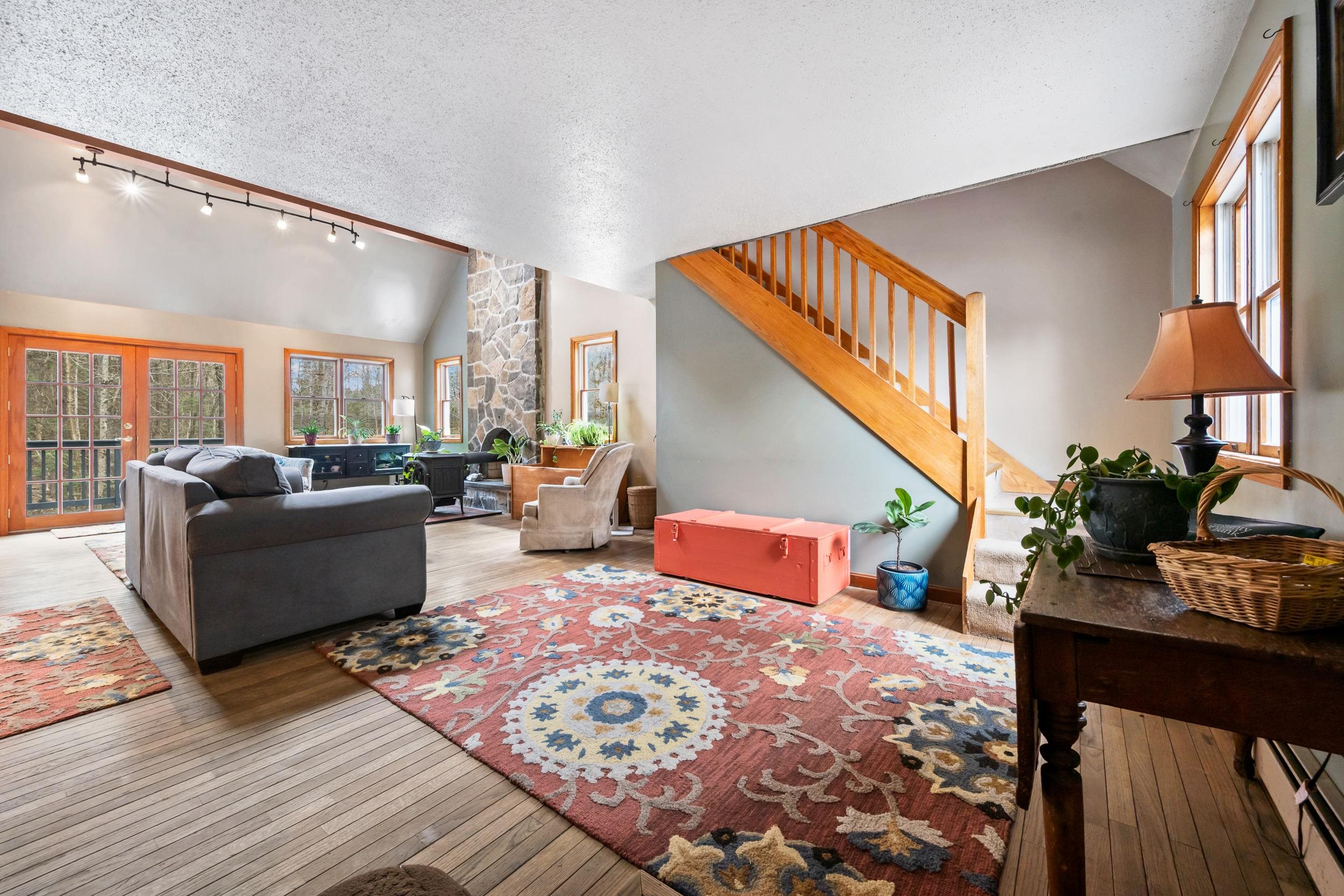251 Hadley Road Property Photo 4