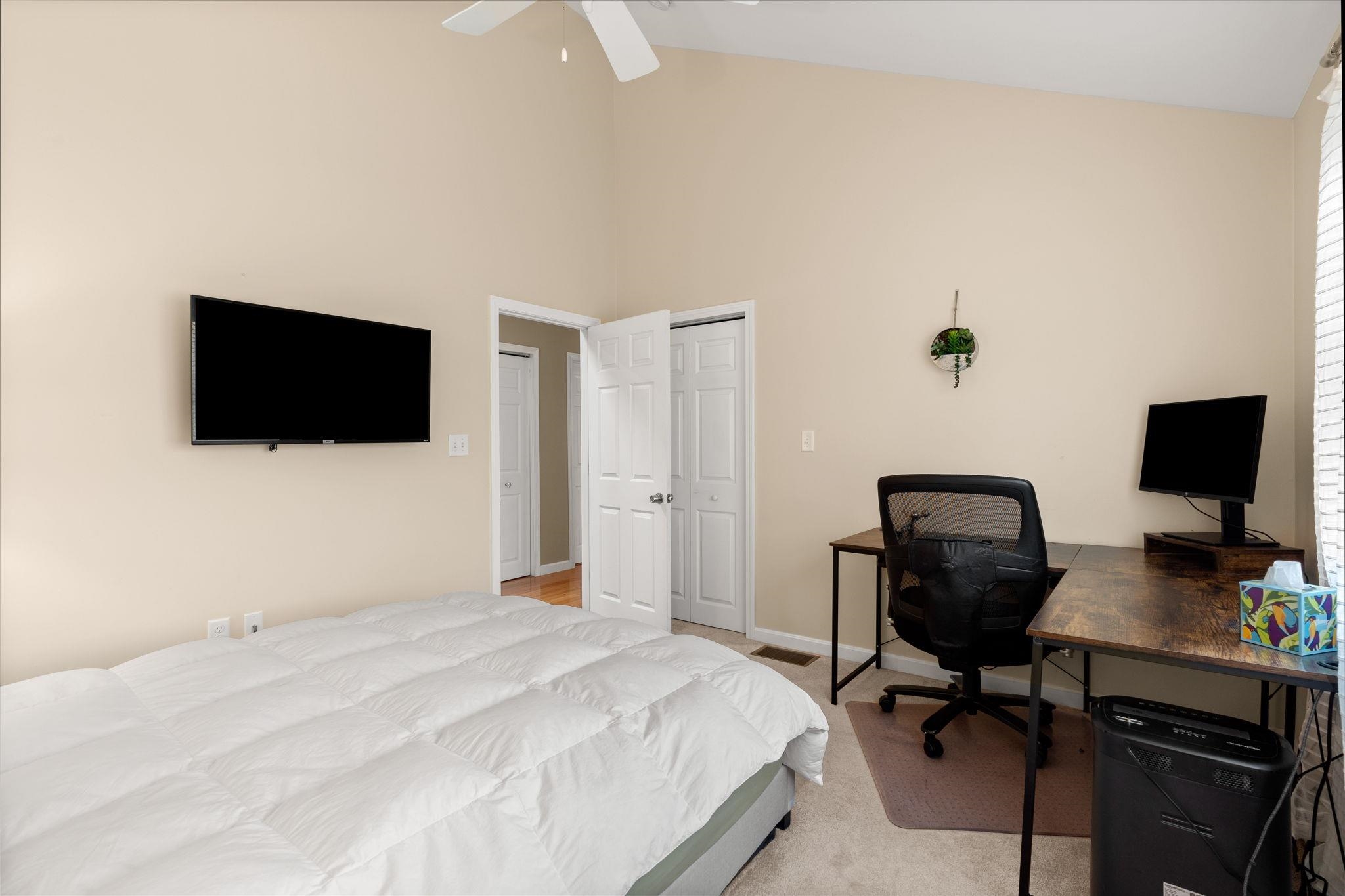 2 Riverwoods Drive Property Photo 27