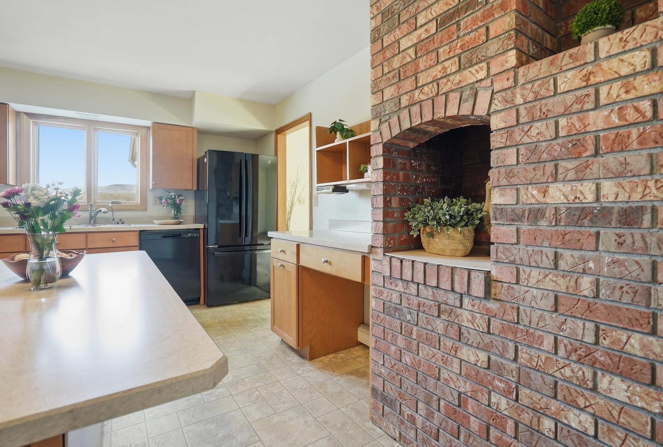 224 Silver Street Property Photo 5