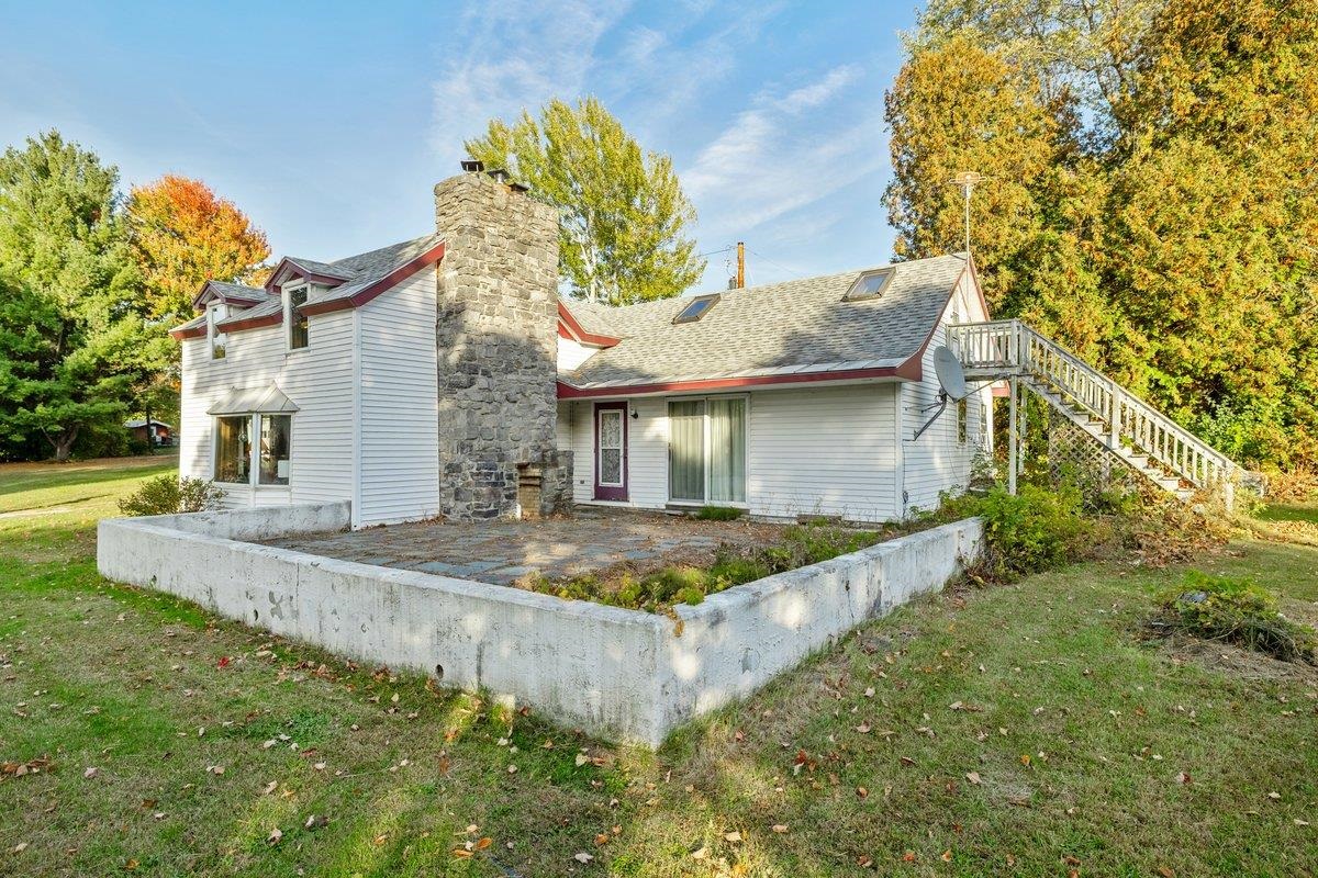489 West Shore Road Property Photo 11