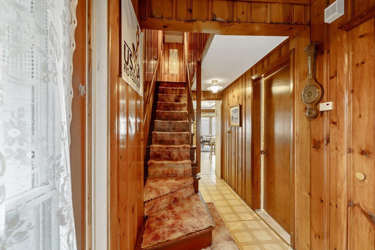 489 West Shore Road Property Photo 23