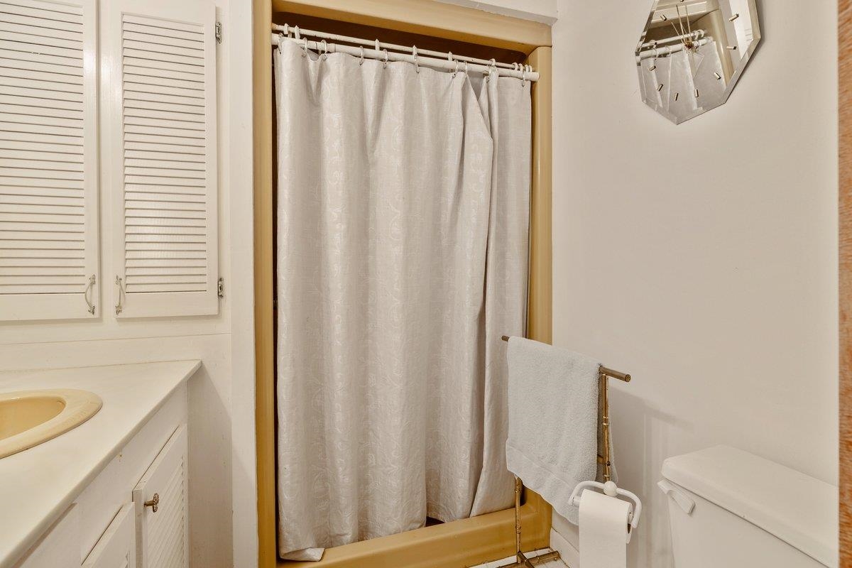 489 West Shore Road Property Photo 28