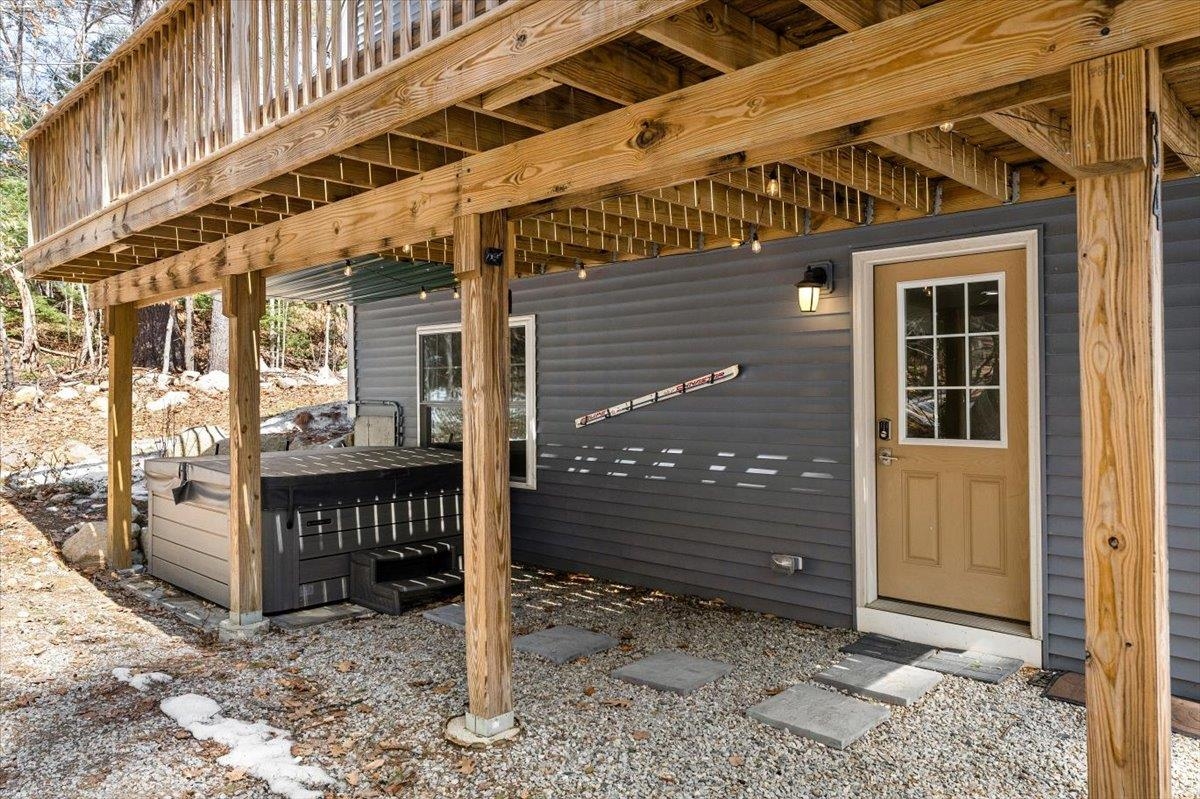 34 Interlaken Circle Property Photo 3