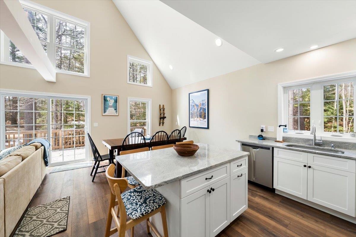 34 Interlaken Circle Property Photo 11