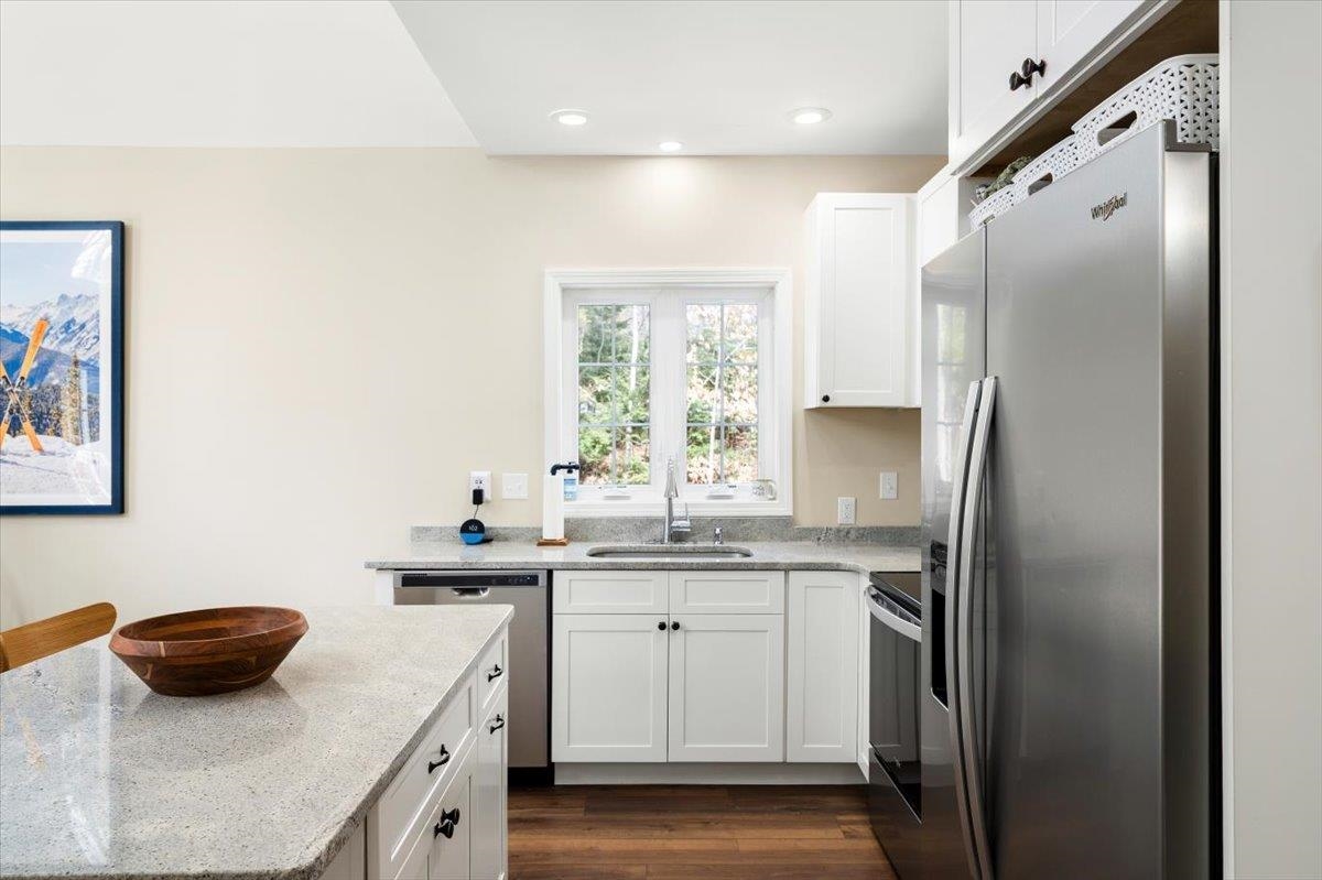 34 Interlaken Circle Property Photo 12