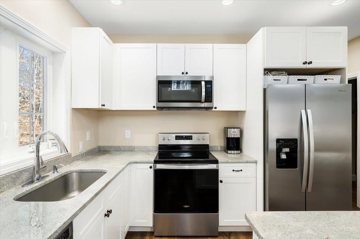 34 Interlaken Circle Property Photo 13