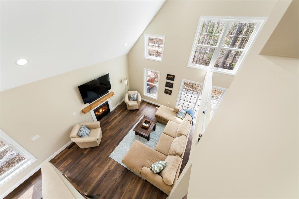 34 Interlaken Circle Property Photo 18