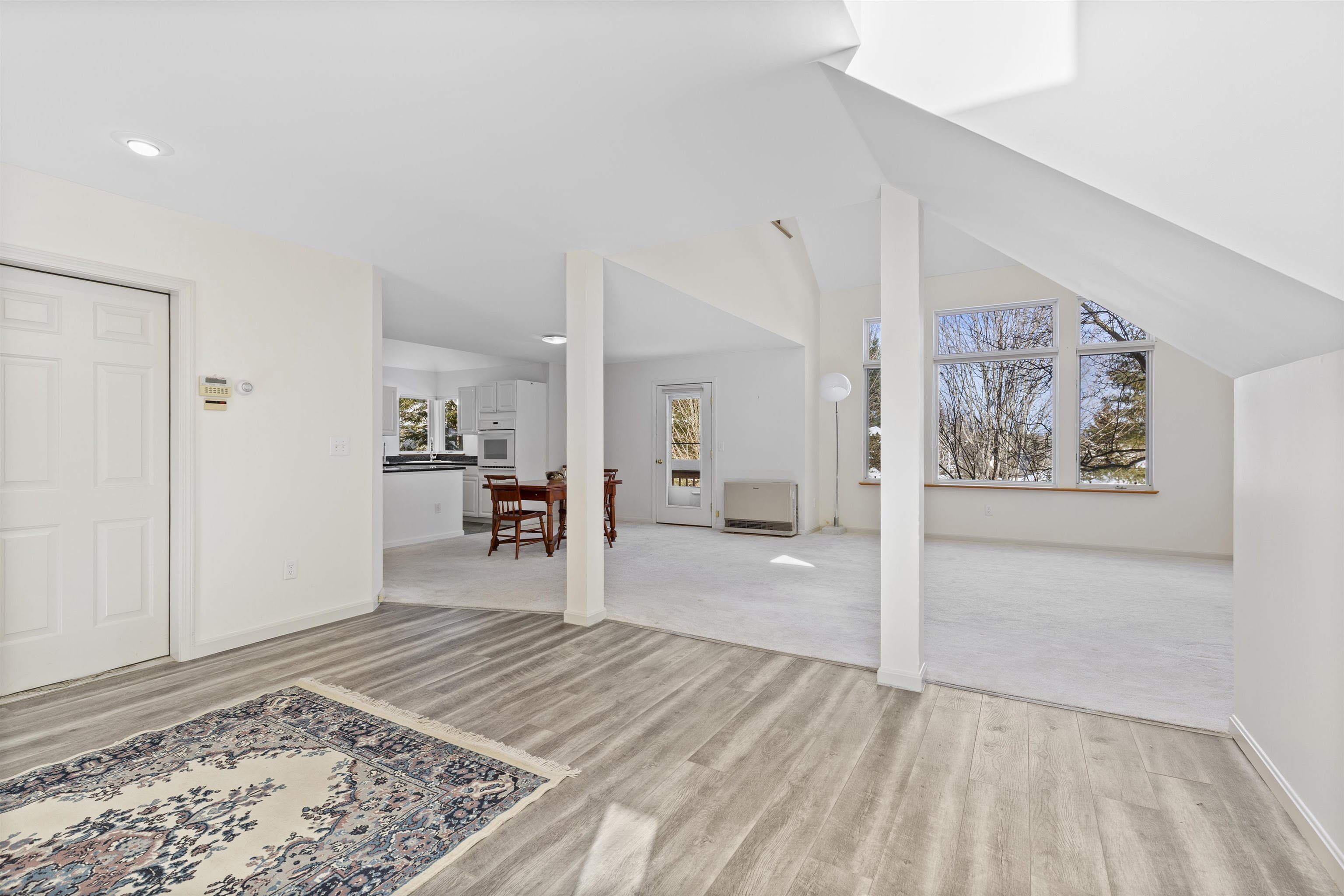 14 Sterling Springs Drive Property Photo 4