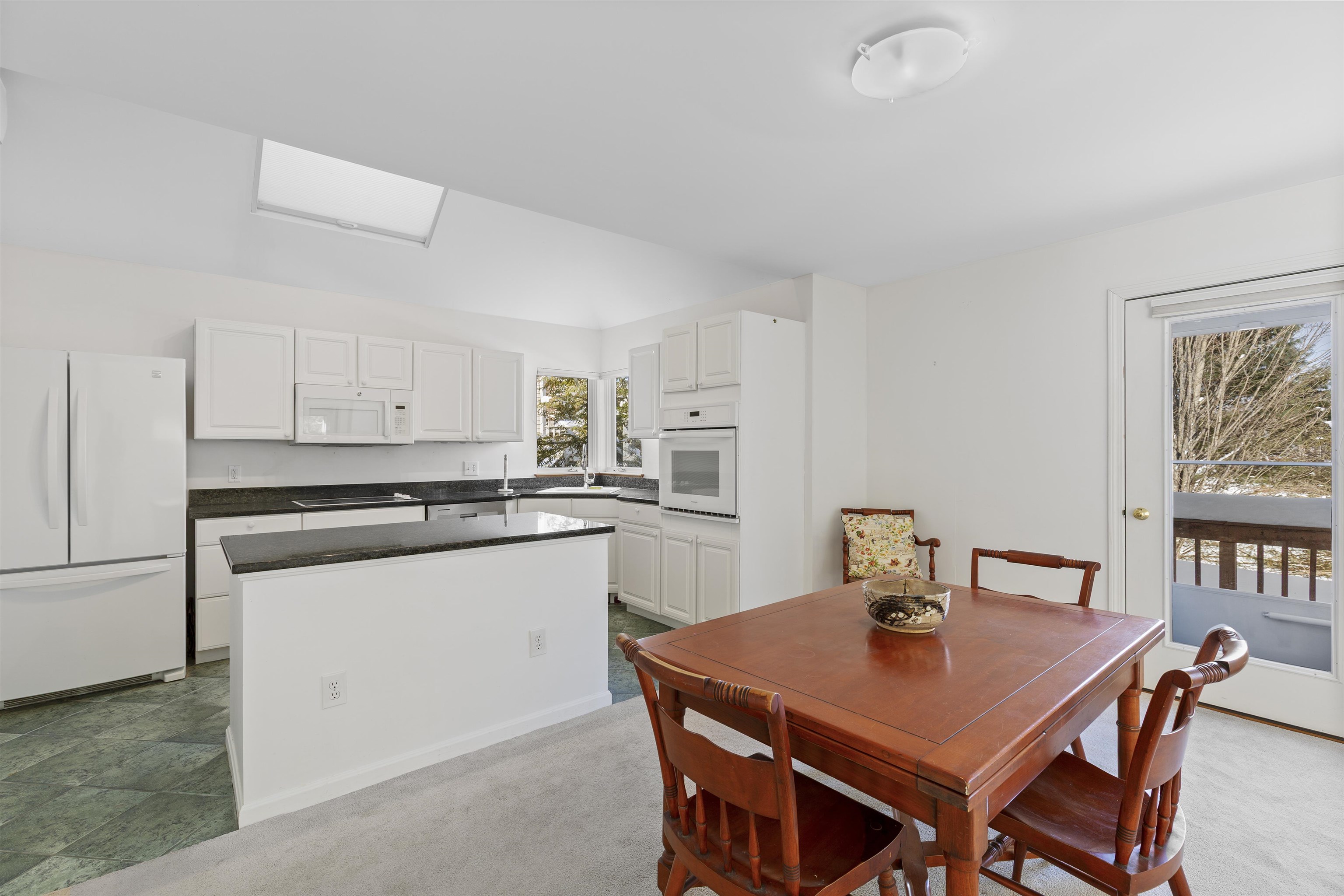 14 Sterling Springs Drive Property Photo 11