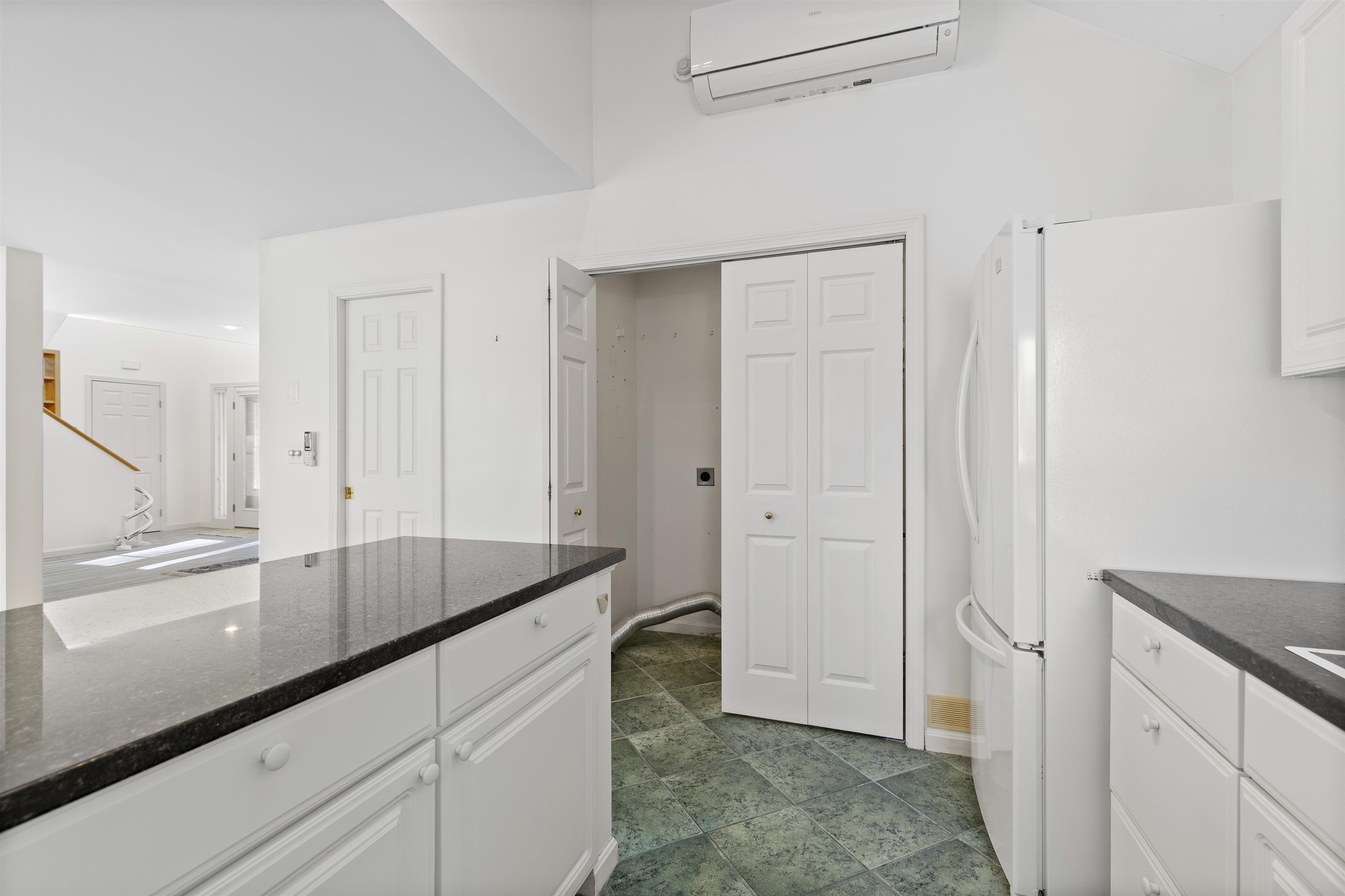 14 Sterling Springs Drive Property Photo 16