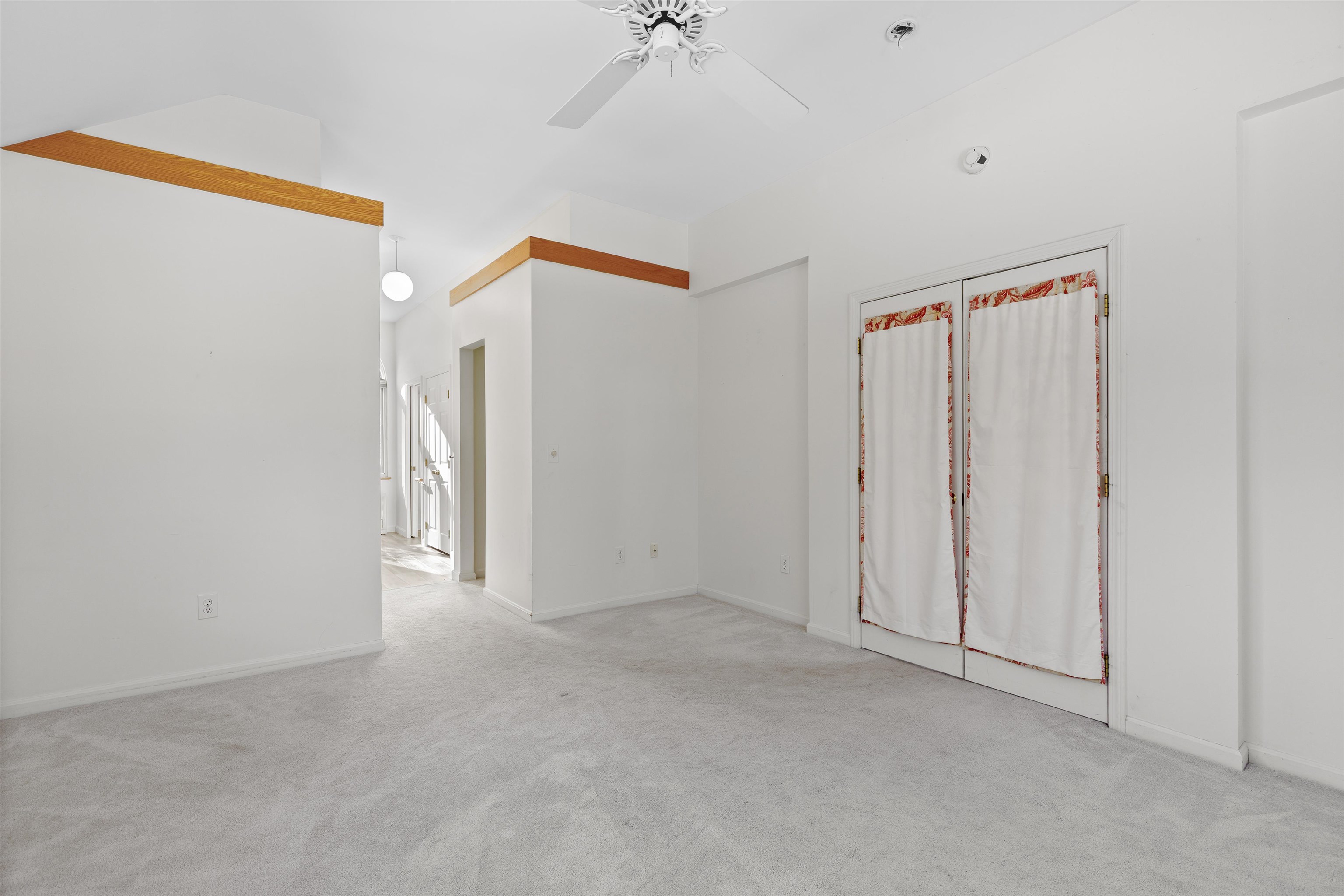 14 Sterling Springs Drive Property Photo 25