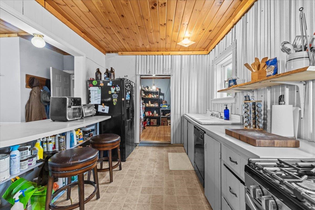 1499 Shellhouse Mountain Road Property Photo 6