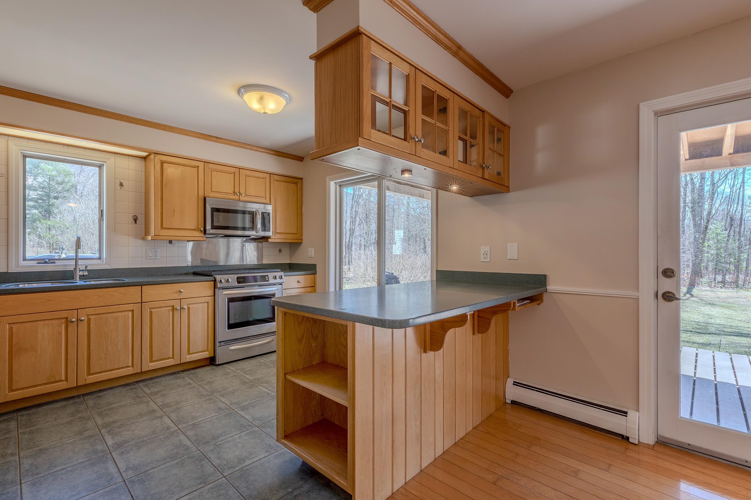 191 Pleasant Street Extension Property Photo 15