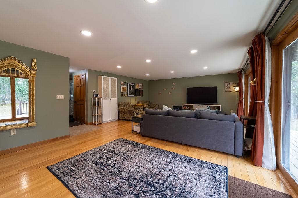 84 Bemis Street Property Photo 18
