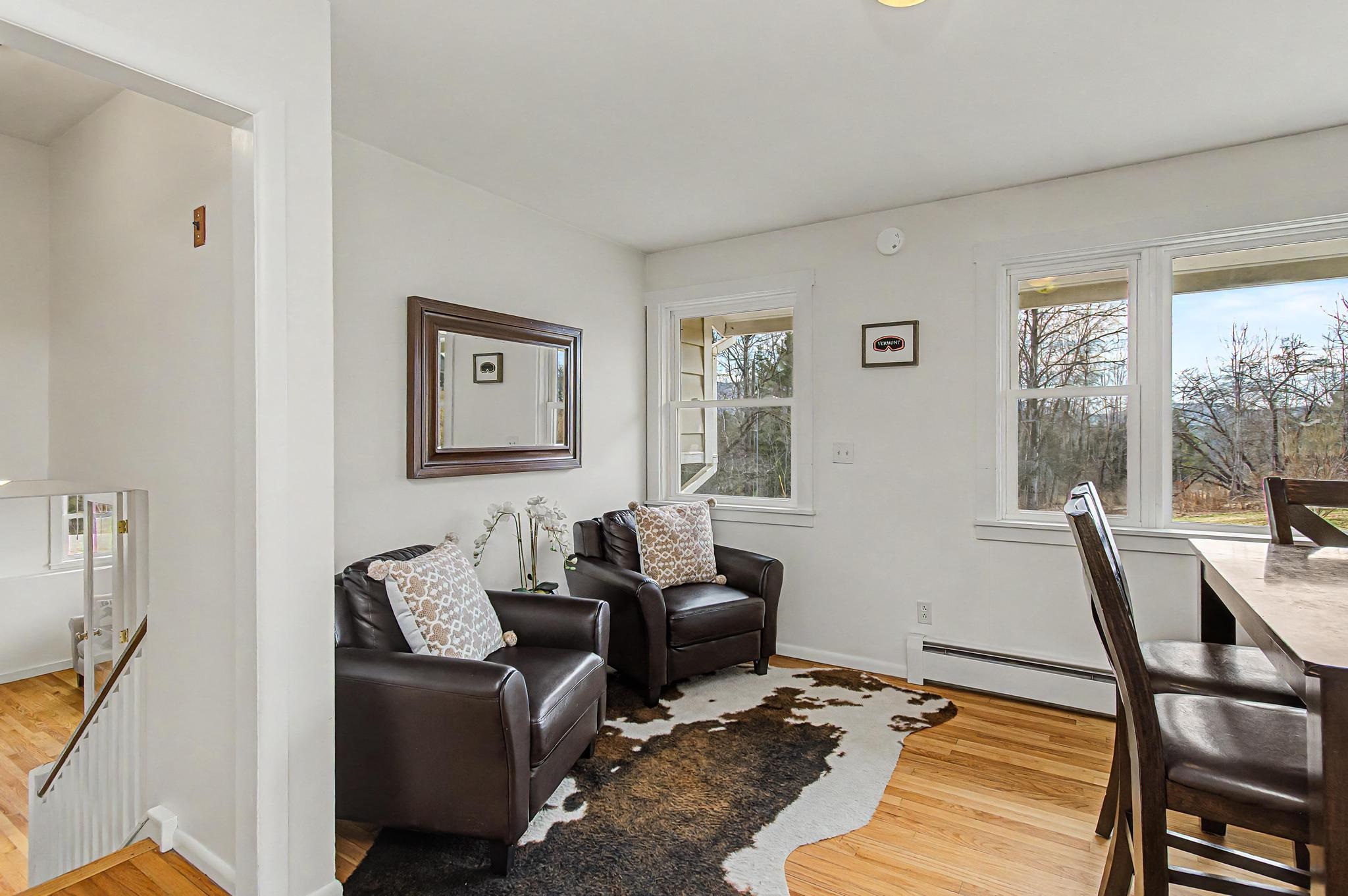 1061 Weeks Hill Road Property Photo 17