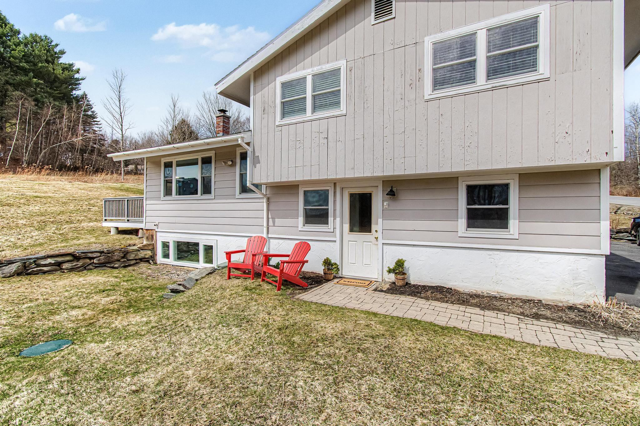 1061 Weeks Hill Road Property Photo 36