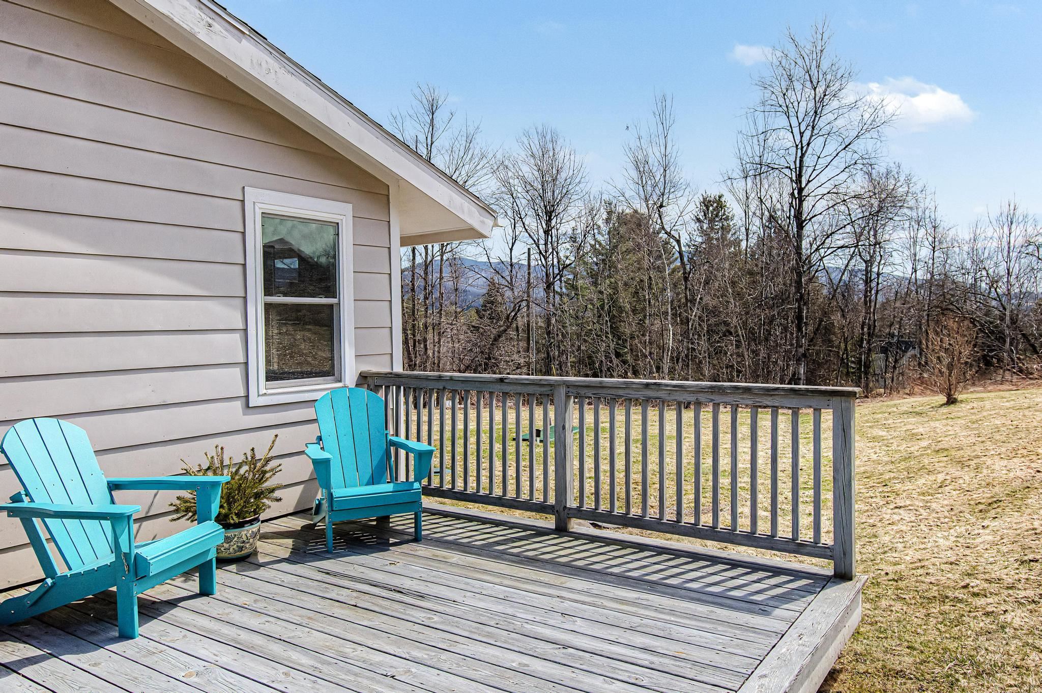 1061 Weeks Hill Road Property Photo 40