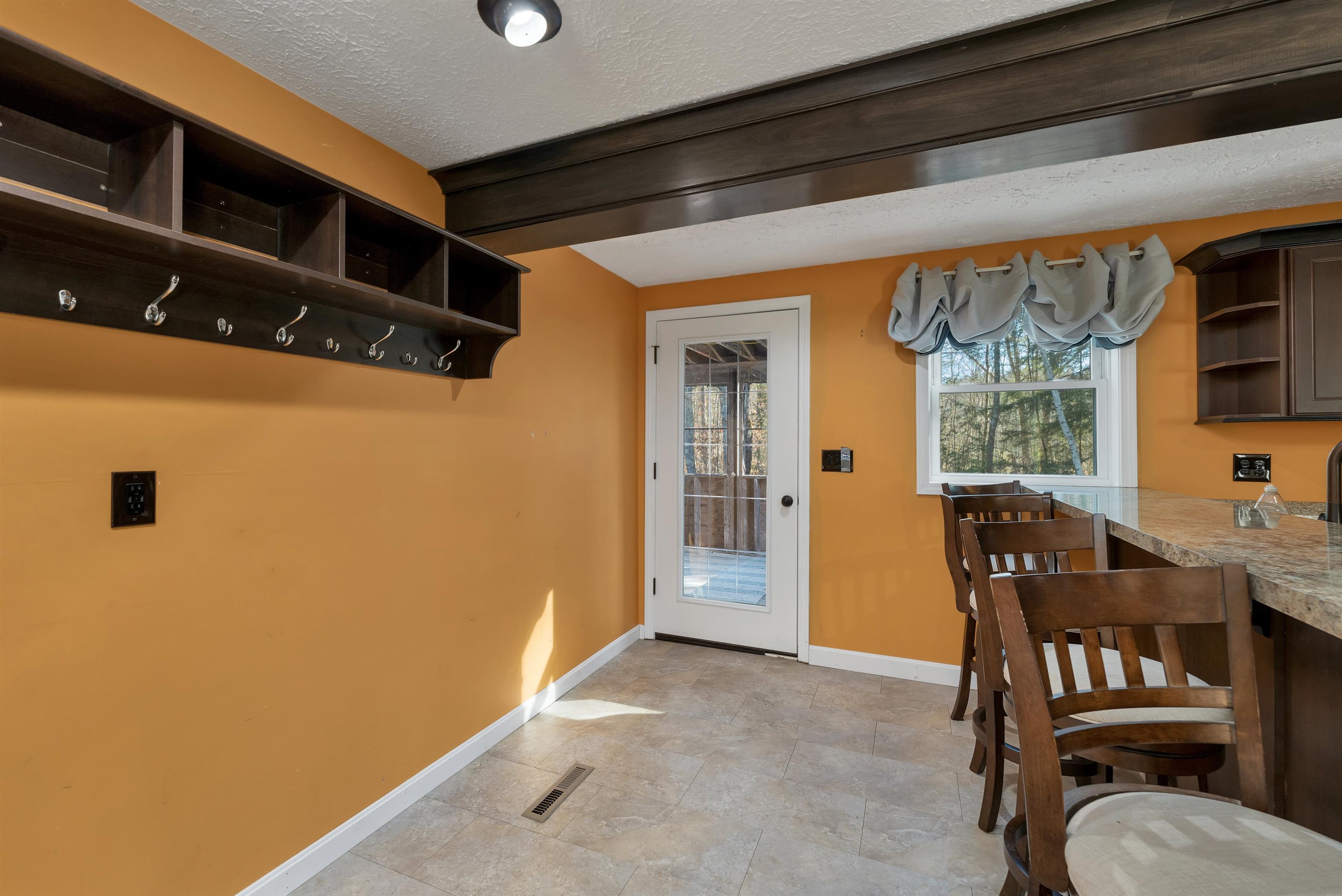 50 Range Road Property Photo 10