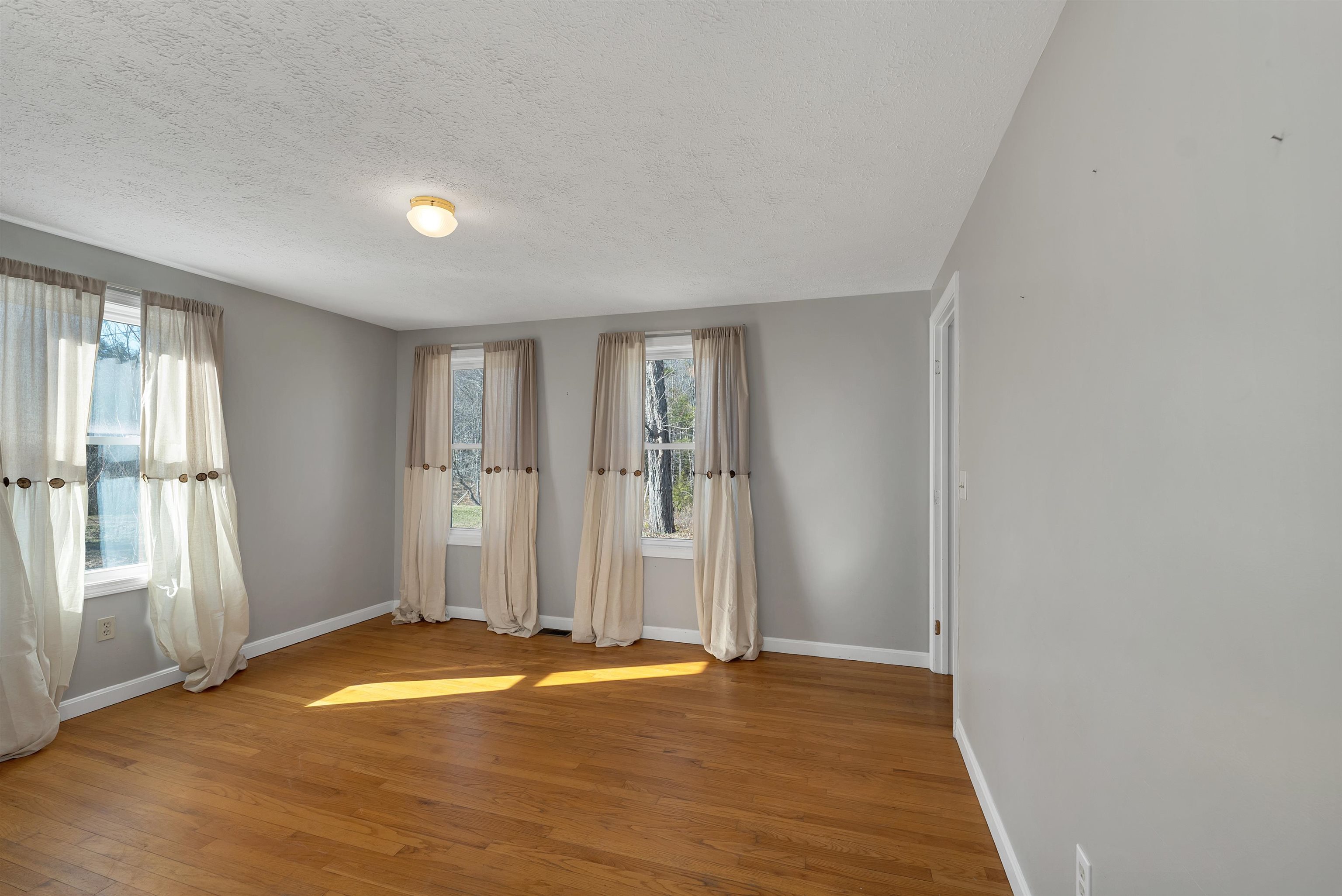 50 Range Road Property Photo 15