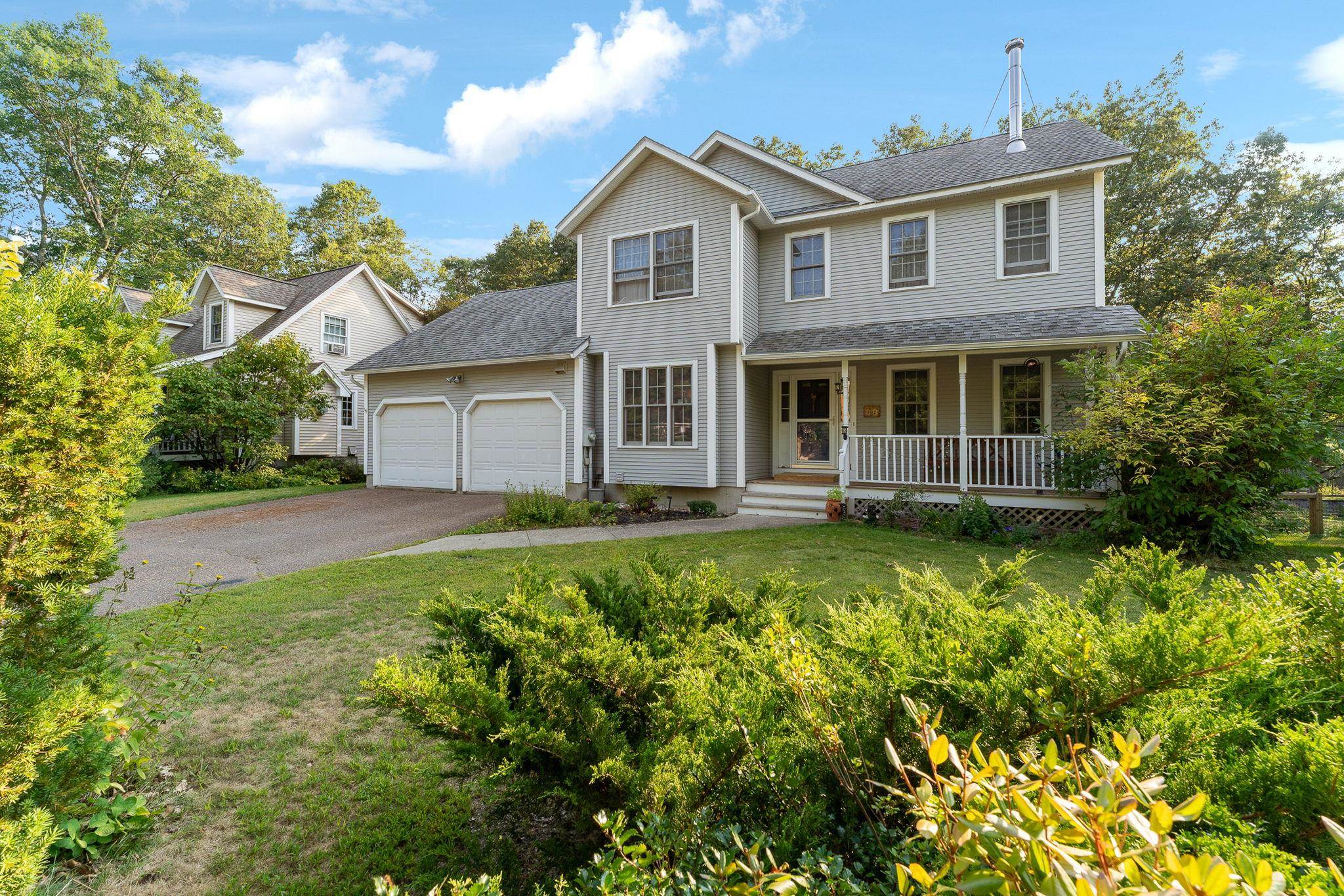 72 Grey Meadow Drive Property Photo 1