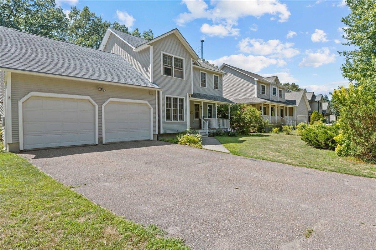 72 Grey Meadow Drive Property Photo 9