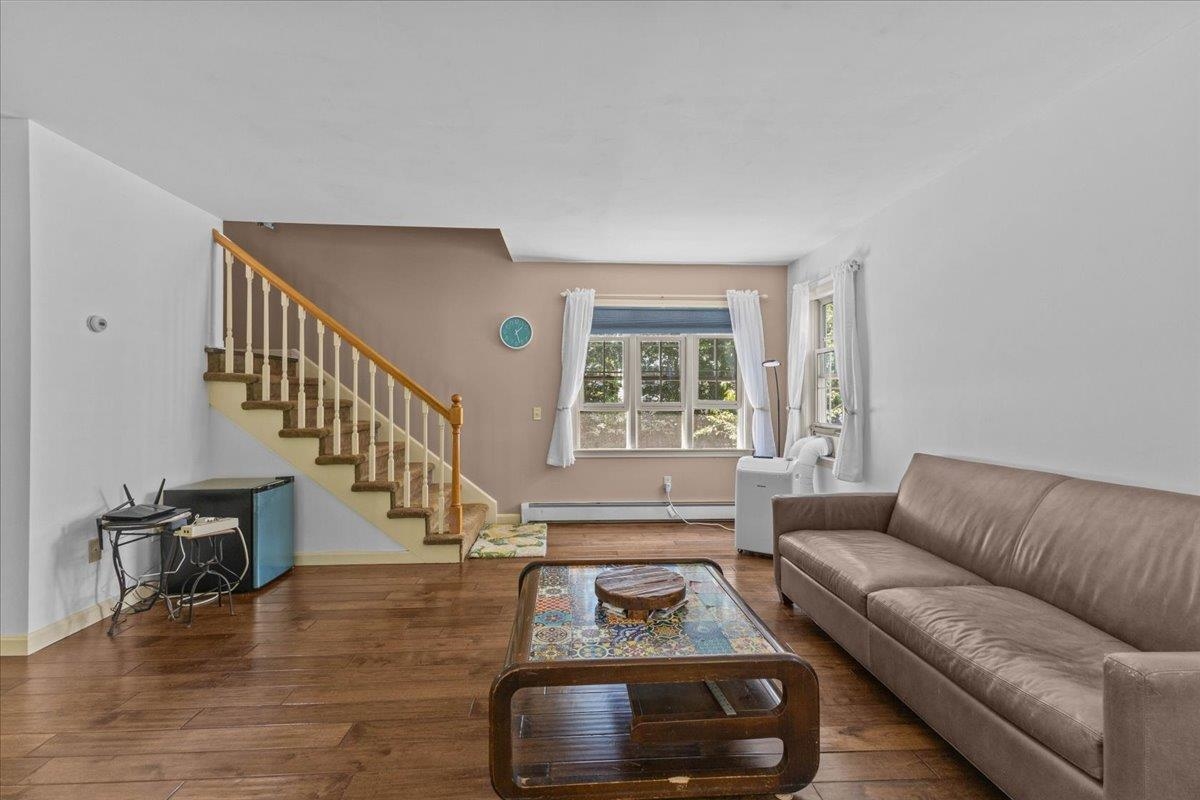 72 Grey Meadow Drive Property Photo 15