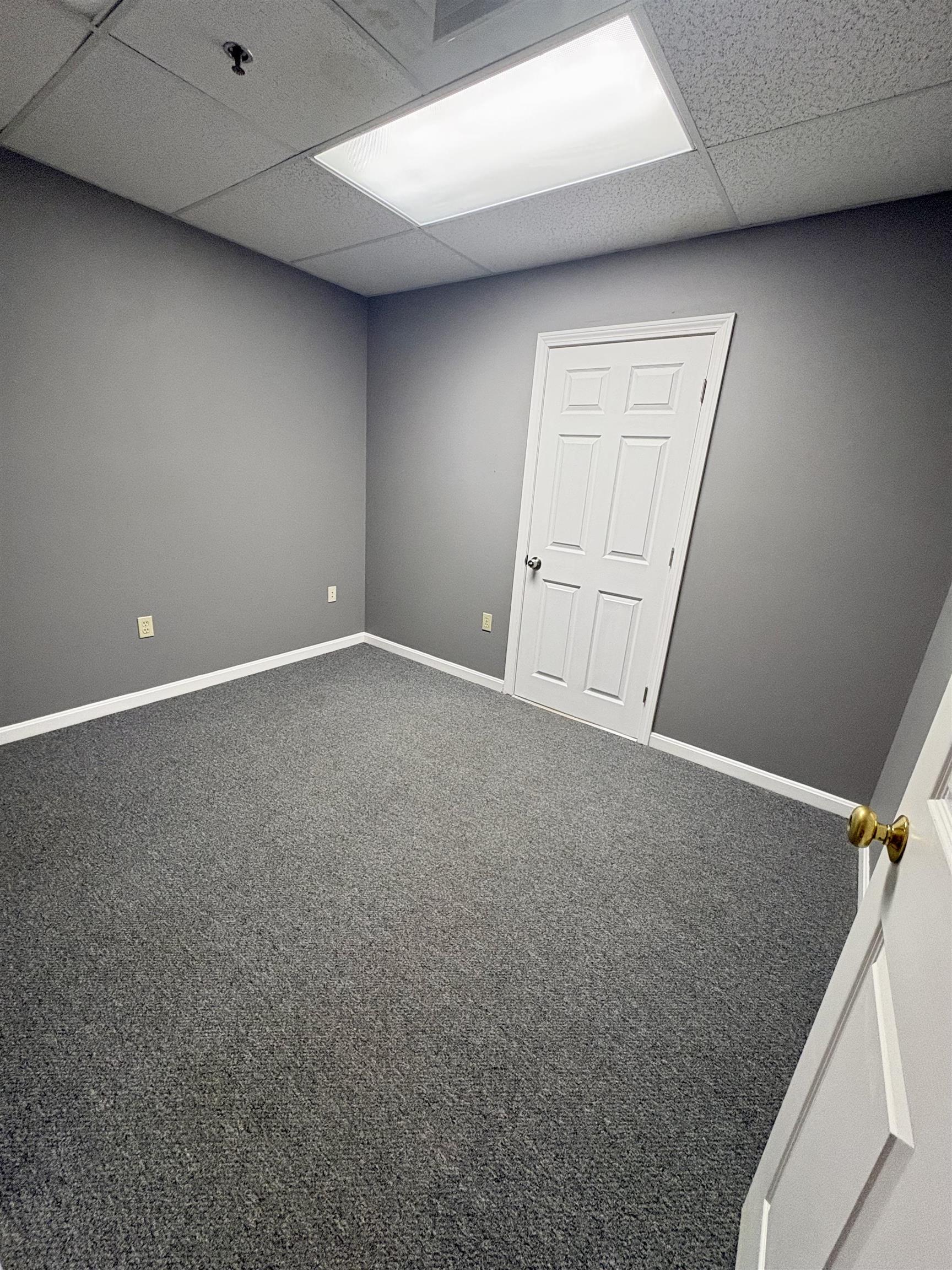 50 Nashua Road Property Photo 13