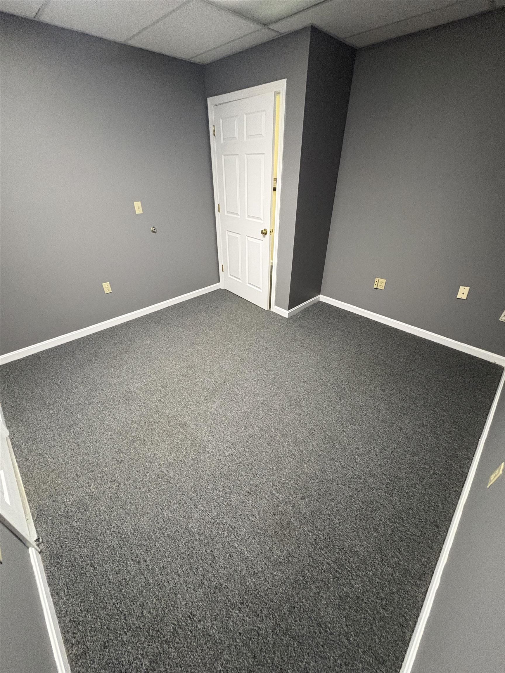 50 Nashua Road Property Photo 14